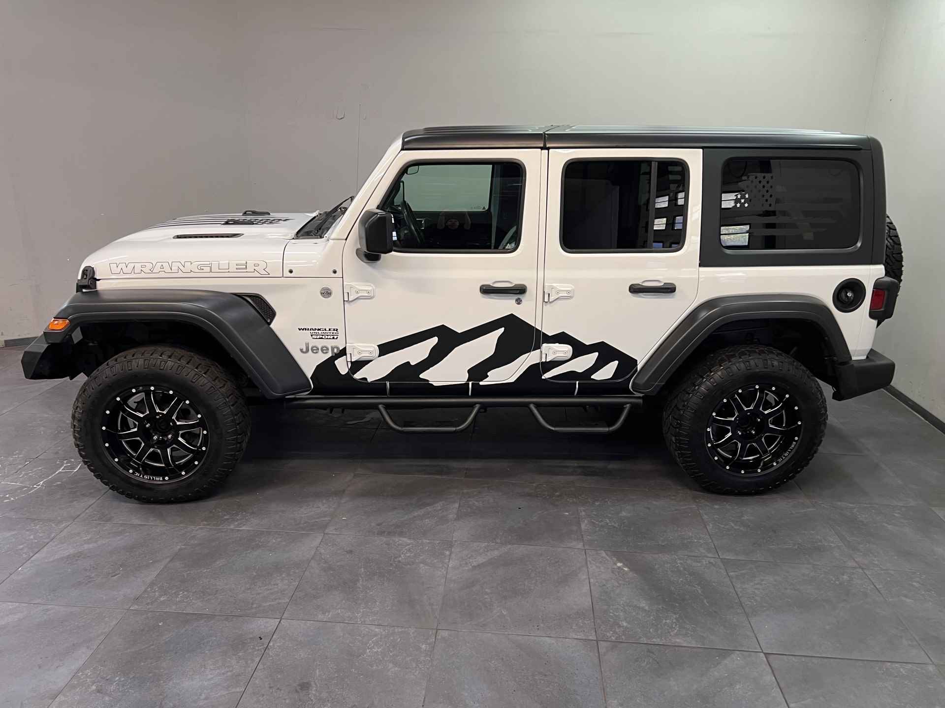 Jeep Wrangler Unlimited 3.6 Rubicon✅CUSTOM✅Achteruitrijcamera✅Targa Dak✅Alpine Audio✅Cruise Control✅Open Dak✅ - 18/71