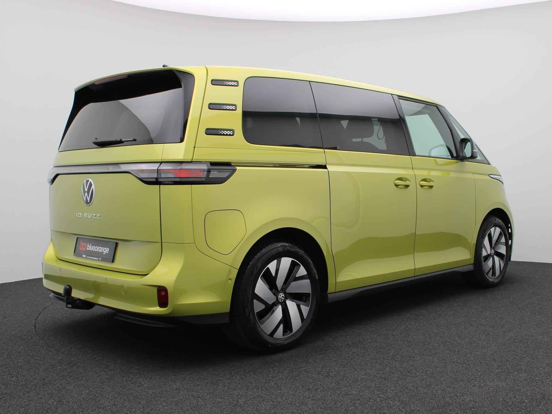 Volkswagen ID. Buzz Pro Advantage 77kWh 204PK Trekhaak, Matrix-LED, winterpakket Plus, easy open, keyless, elek. stoelen, alarm, 19'' lichtmetaal - 3/49