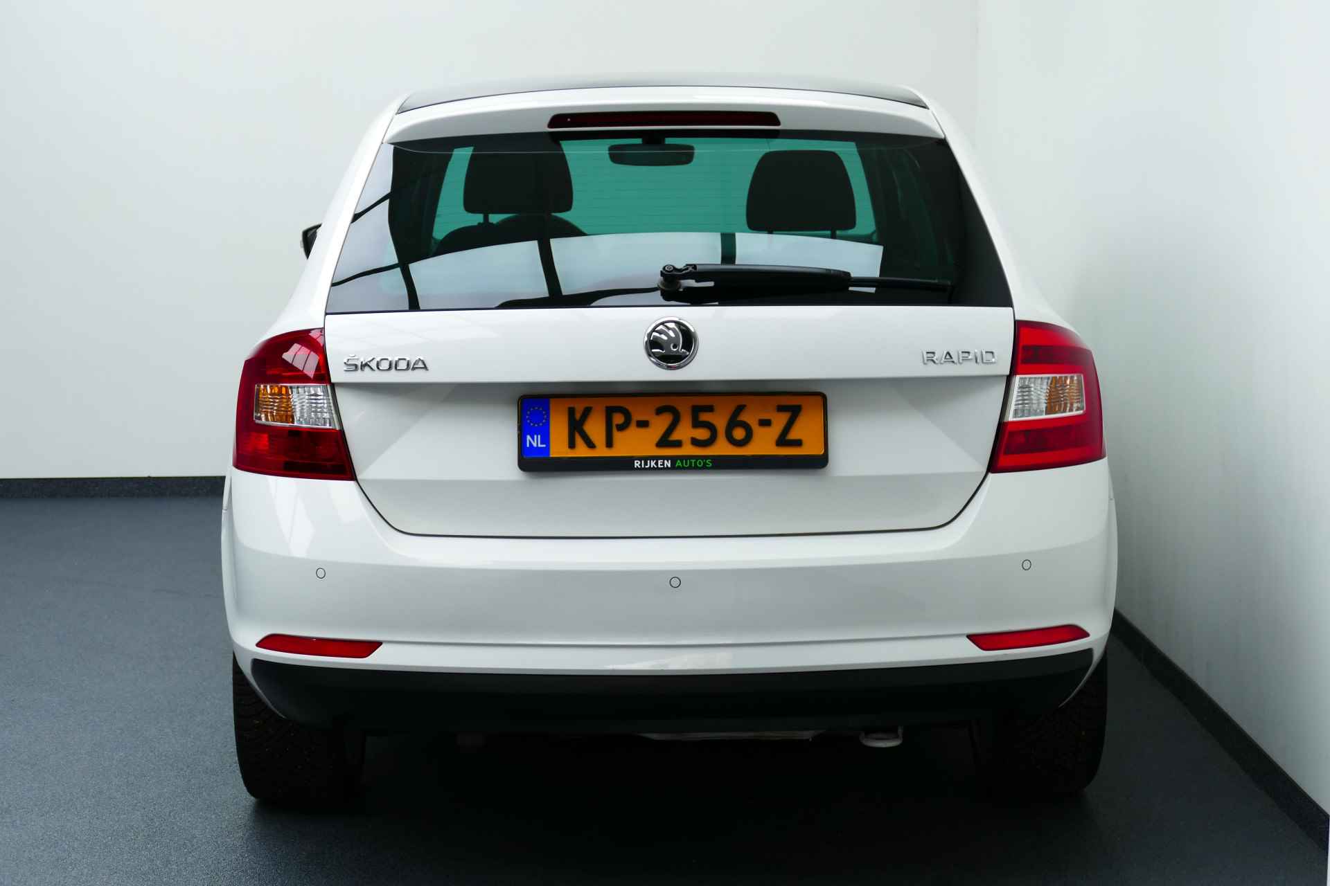 Škoda Rapid Spaceback 1.2 TSI Greentech JOY Panodak, Navi, Clima, Cruise, Stoelverw, 17"LMV - 18/33