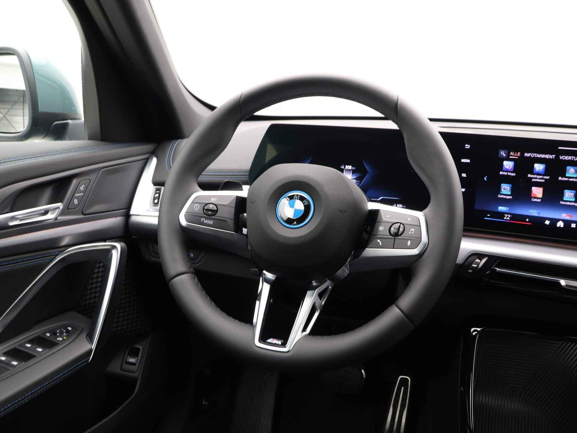 BMW iX1 eDrive20 67 kWh - 3/23