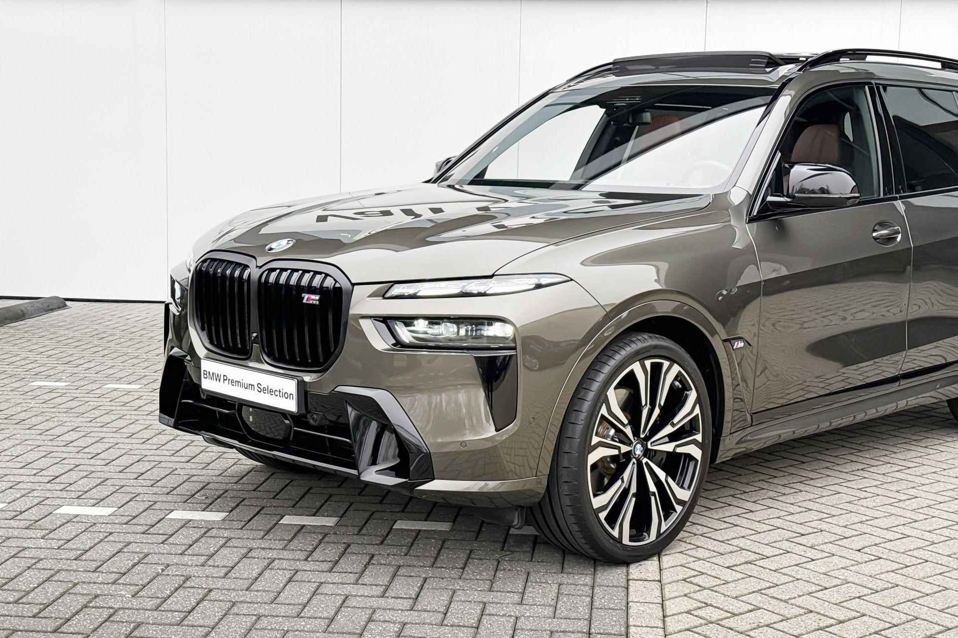 BMW X7 M60i xDrive - 27/35