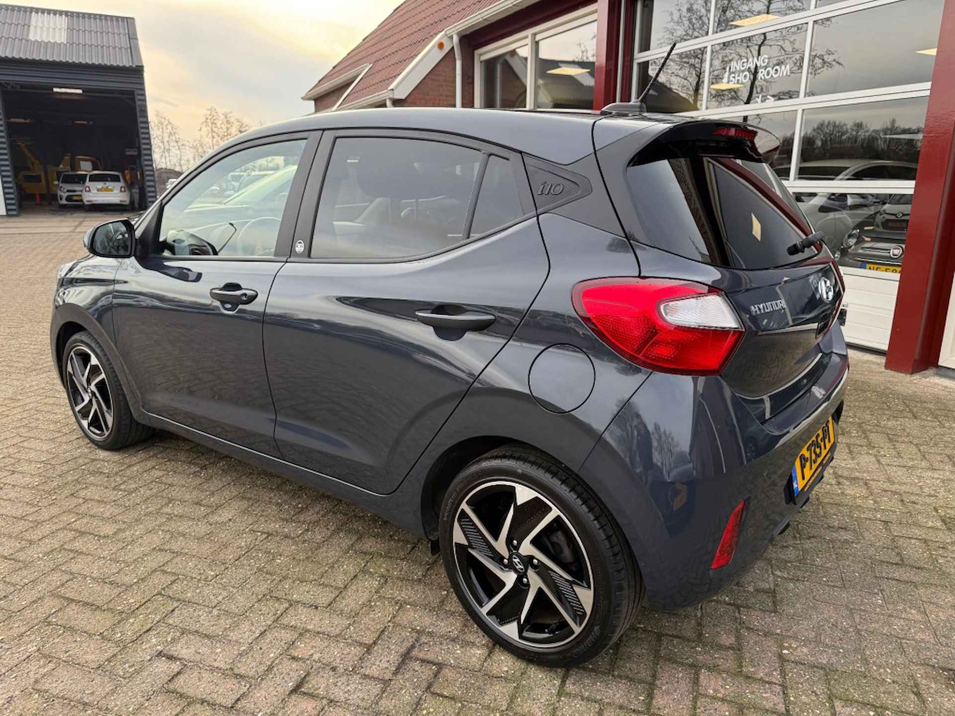 HYUNDAI I10 1.0 30th Anniversary 5-DRS  LUXE UITVOERING! - 14/34