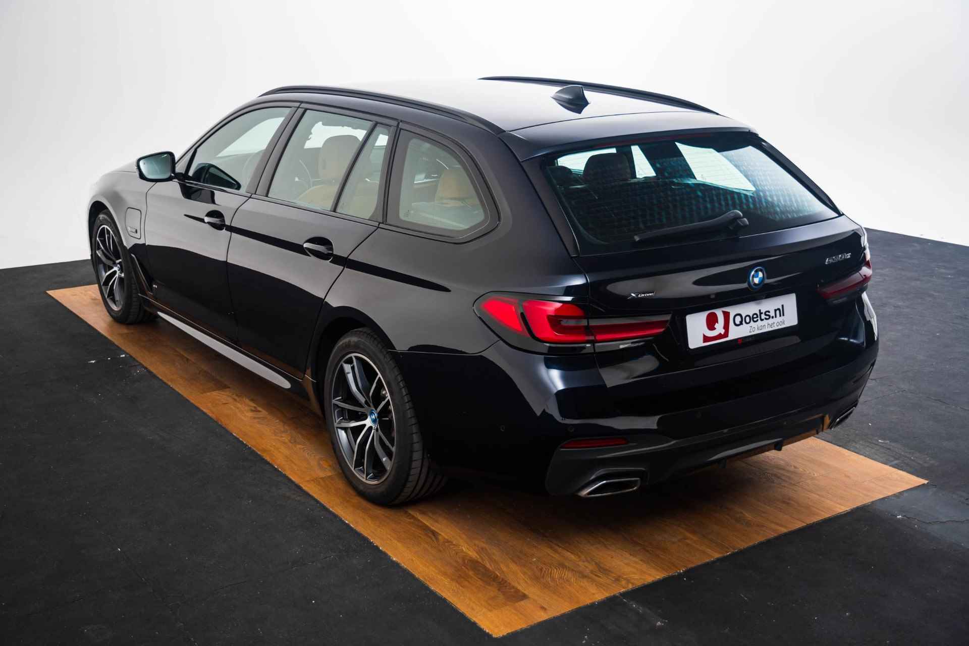 BMW 5-serie Touring 530e xDrive Business Edition Plus M sport - Comfort Access - Parking/Driving Assistant Plus - Head up - Elektrisch verwarmde voorstoelen - High Beam Assistant - 4-Zone Airconditioning - - 8/79