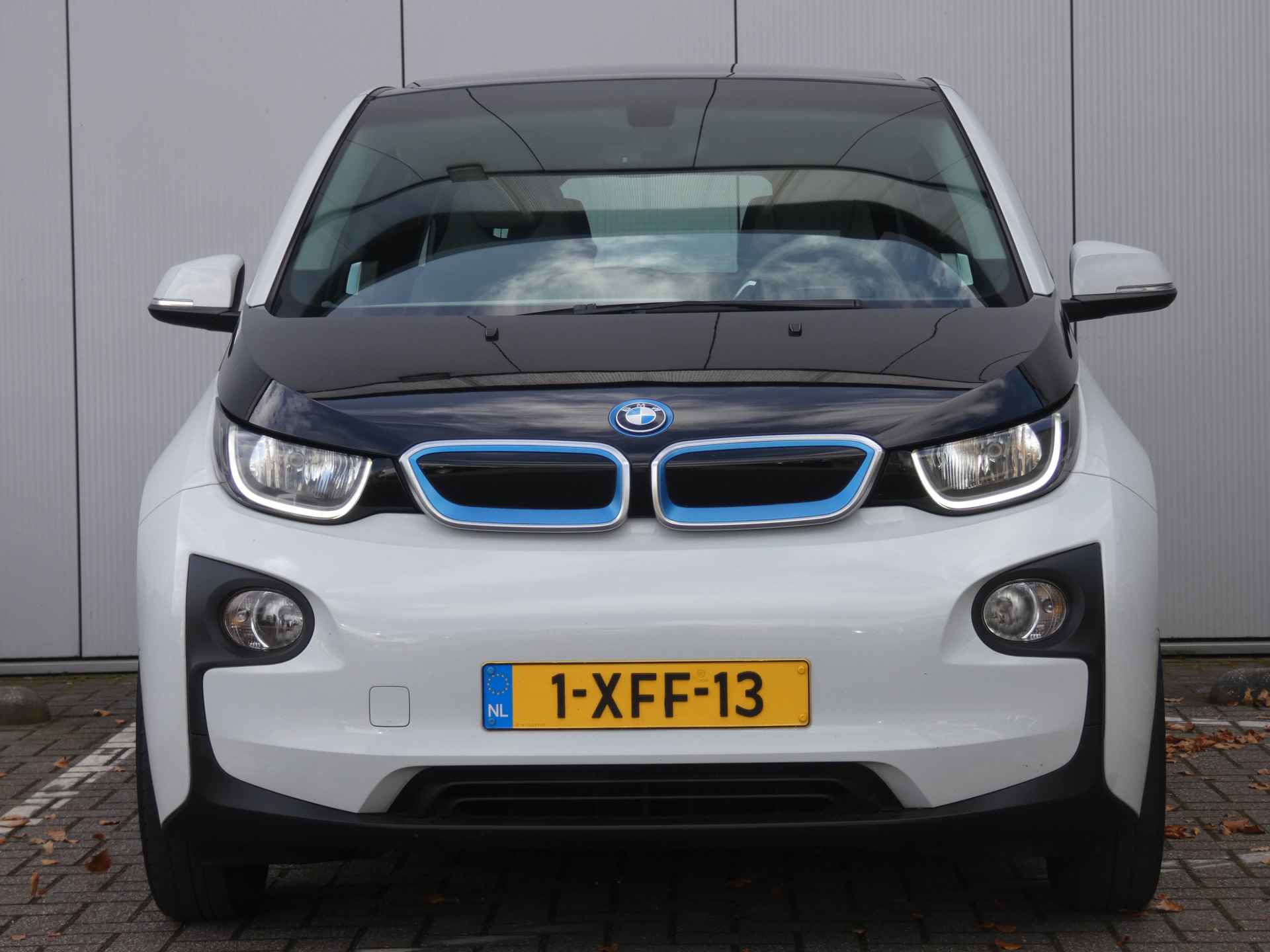 BMW i3 Comfort 22 kWh | Schuif-kanteldak | Stoelverwarming | Navigatie | Org. Nederlands - 6/57