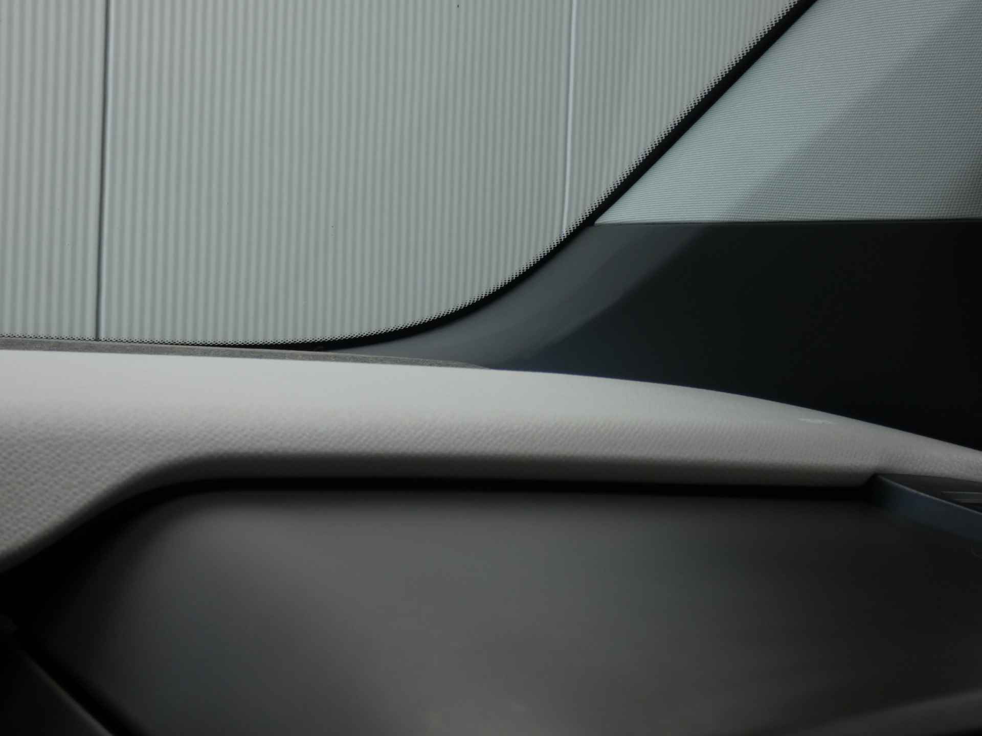 BMW i3 Comfort 22 kWh | Schuif-kanteldak | Stoelverwarming | Navigatie | Org. Nederlands - 51/57