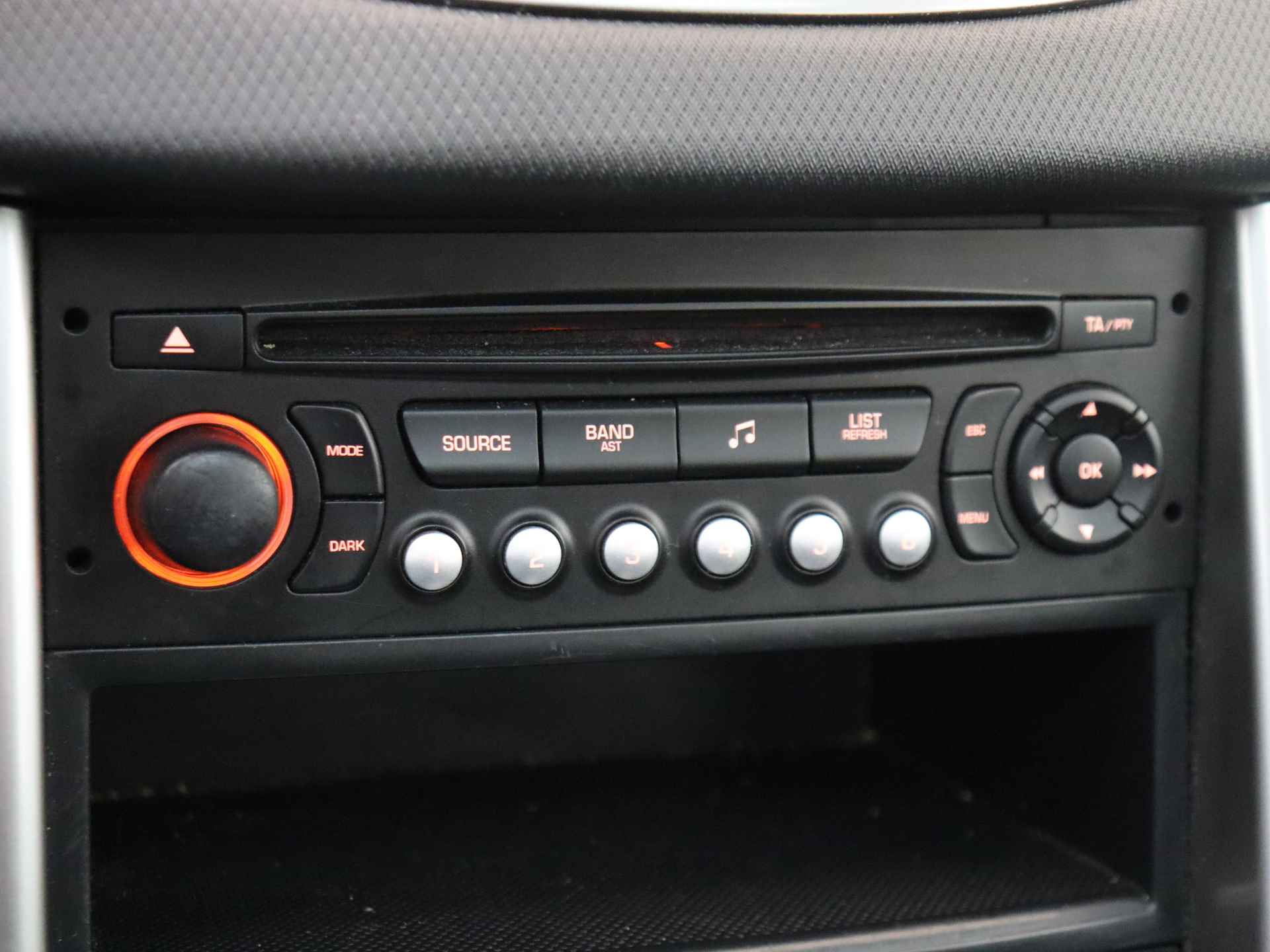 Peugeot 207 1.6 VTi Allure 5 deurs Automaat | Climate Control | Panorama dak - 16/28