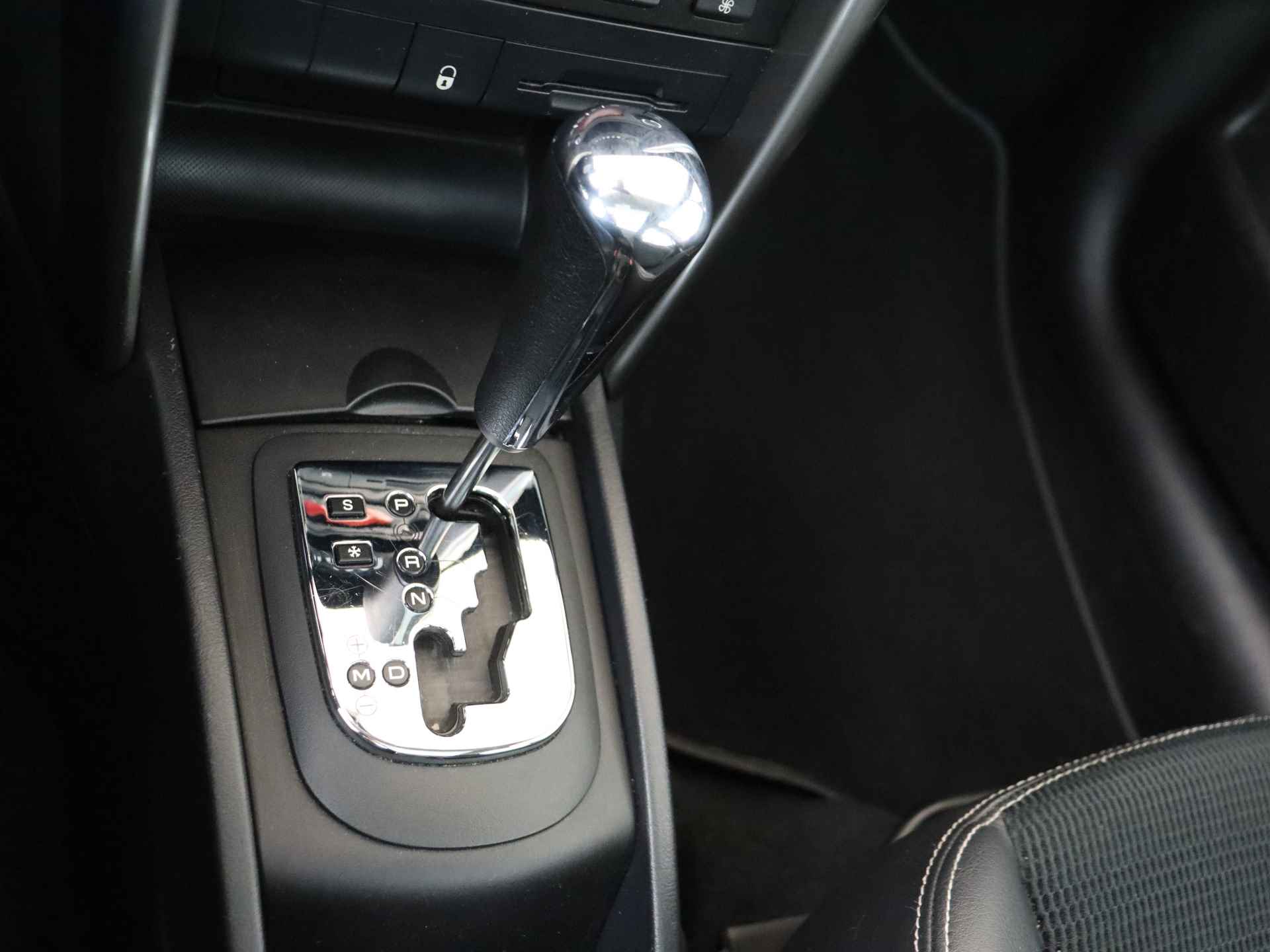 Peugeot 207 1.6 VTi Allure 5 deurs Automaat | Climate Control | Panorama dak - 18/28