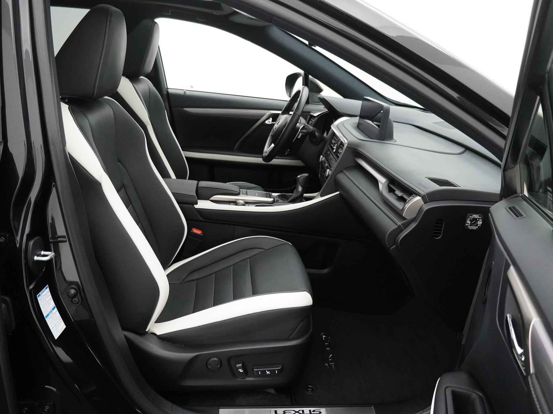 Lexus RX 450h AWD F Sport Premium | Panoramadak | Voertuigvolgsysteem | Mark Levinson | - 4/32