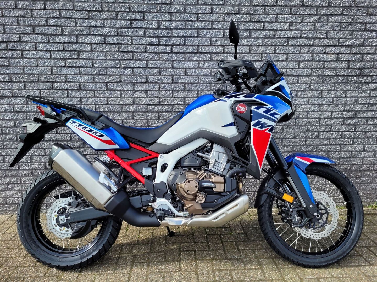 Honda  CRF1100 DCT (Tricolor) - 2023