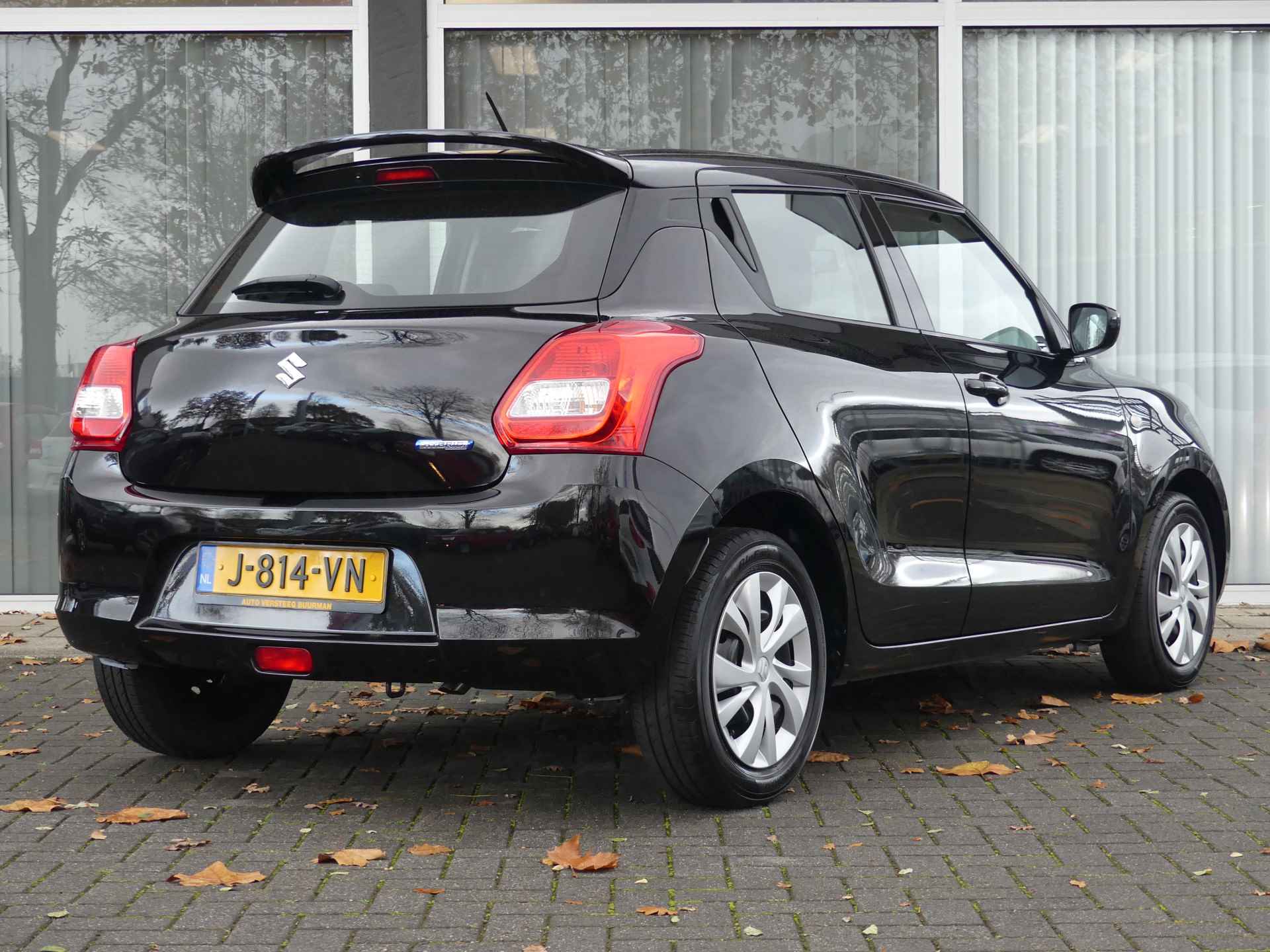 Suzuki Swift 1.2 Comfort Smart Hybrid 1e Eigenaar, Dakspoiler, Airco, Buetooth - 5/26