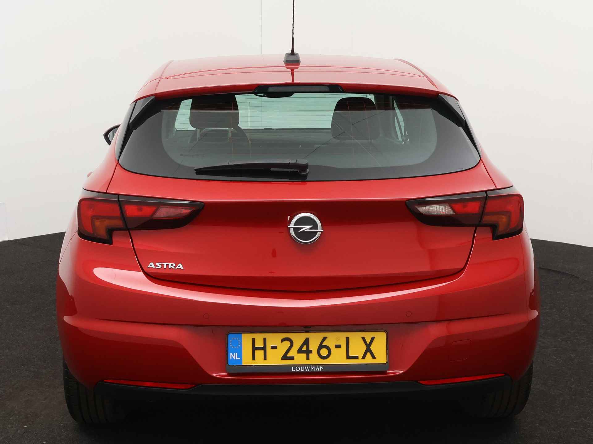 Opel Astra 1.2 Business Edition | Navigatie | Climate control | Cruise control | Camera | - 30/44