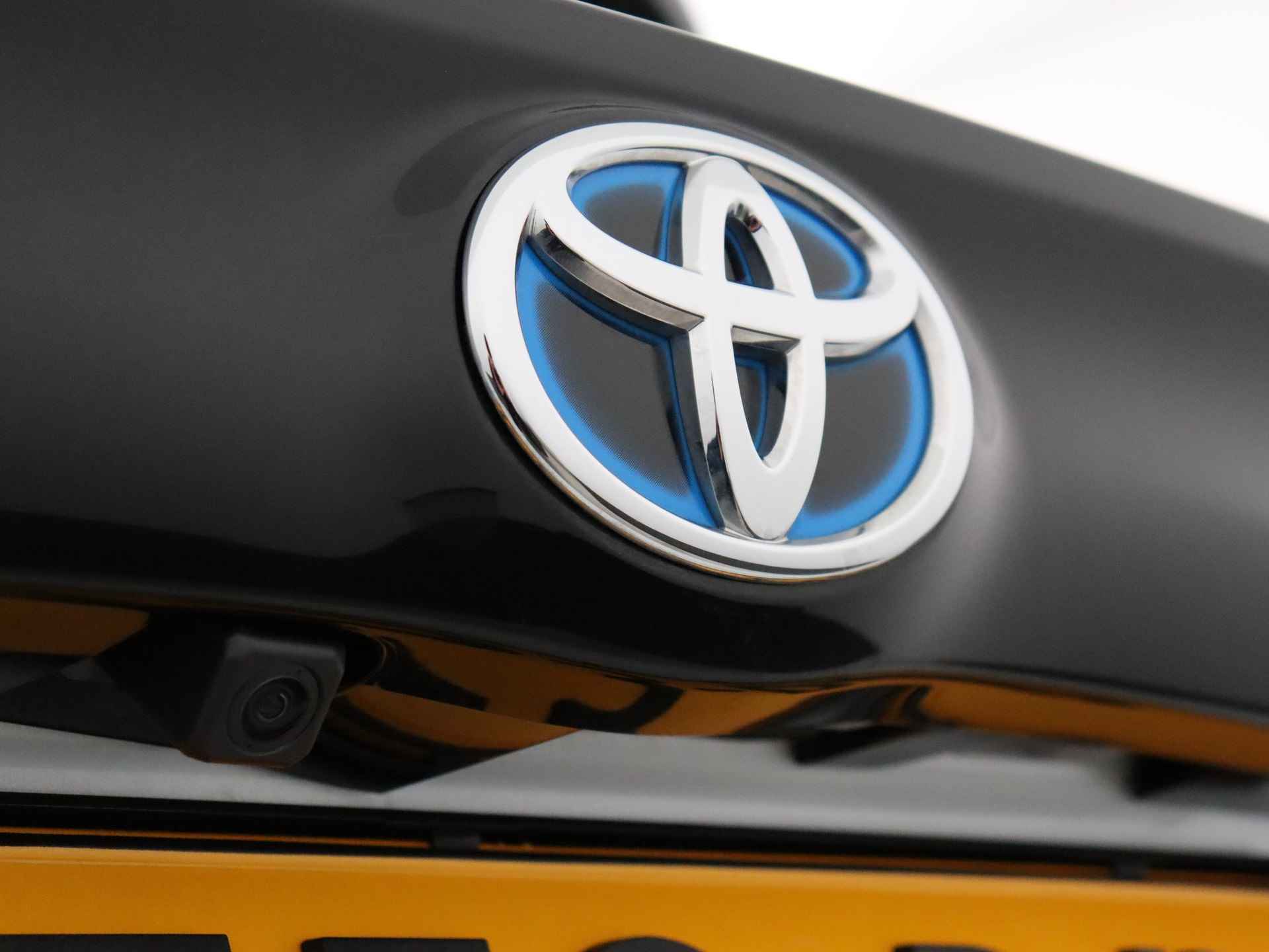 Toyota Yaris 1.5 Hybrid Executive (Apple Carplay / Stoelverwarming / Camera / ACC / Navi Online / 17 Inch) - 46/51