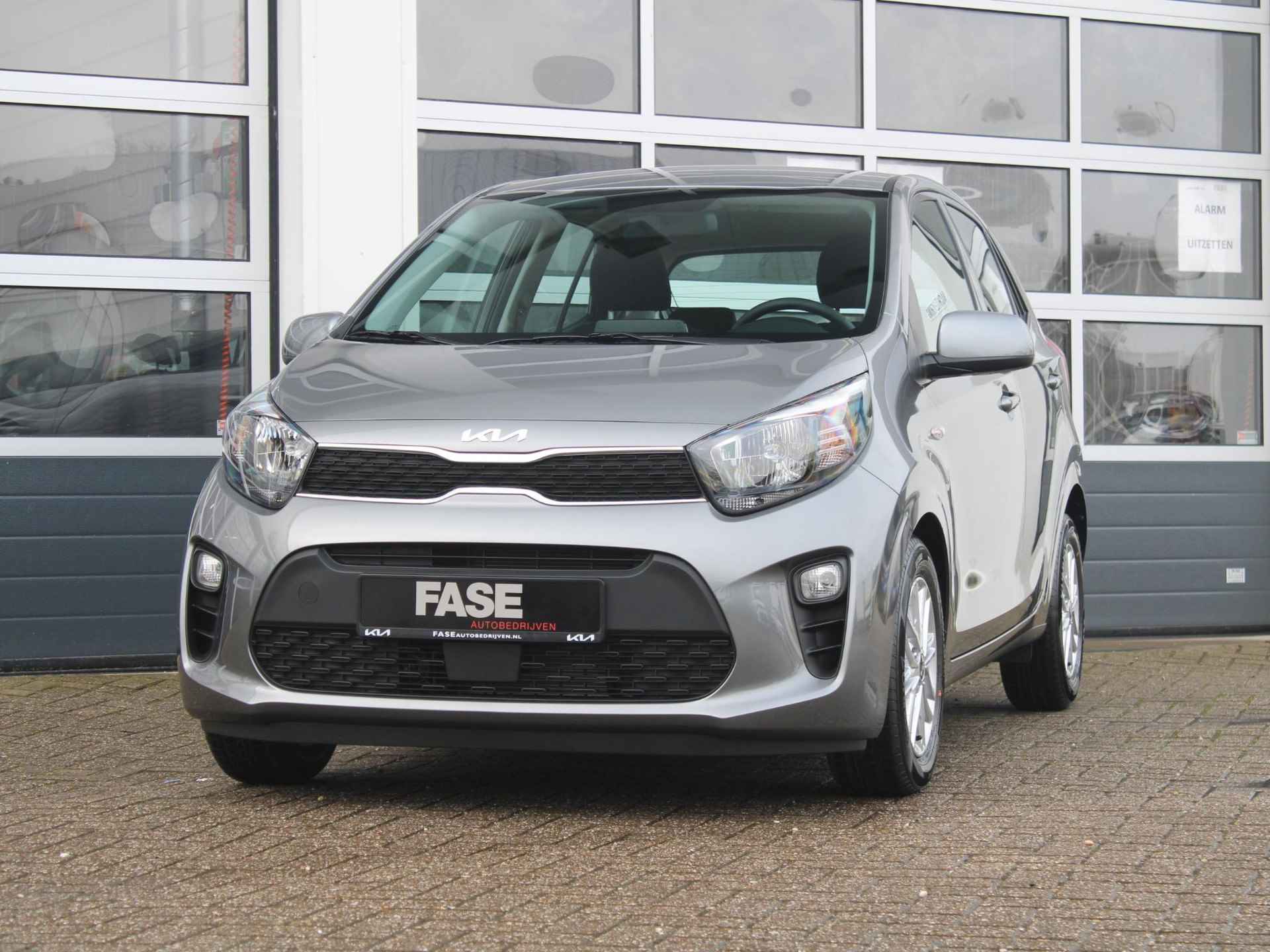 Kia Picanto 1.0 DPi DynamicLine | Voorraad | Airco | Cruise | Camera | Apple Carplay | 14" - 3/29