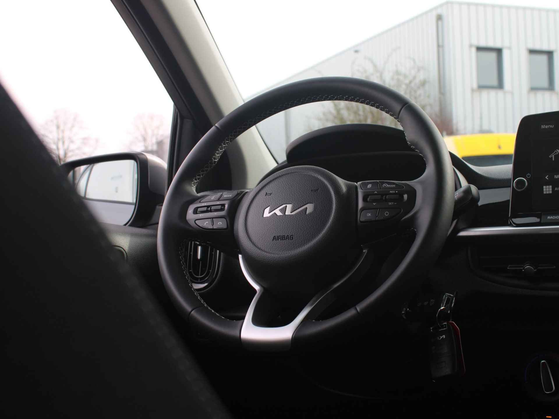 Kia Picanto 1.0 DPi DynamicLine | Voorraad | Airco | Cruise | Camera | Apple Carplay | 14" - 26/29