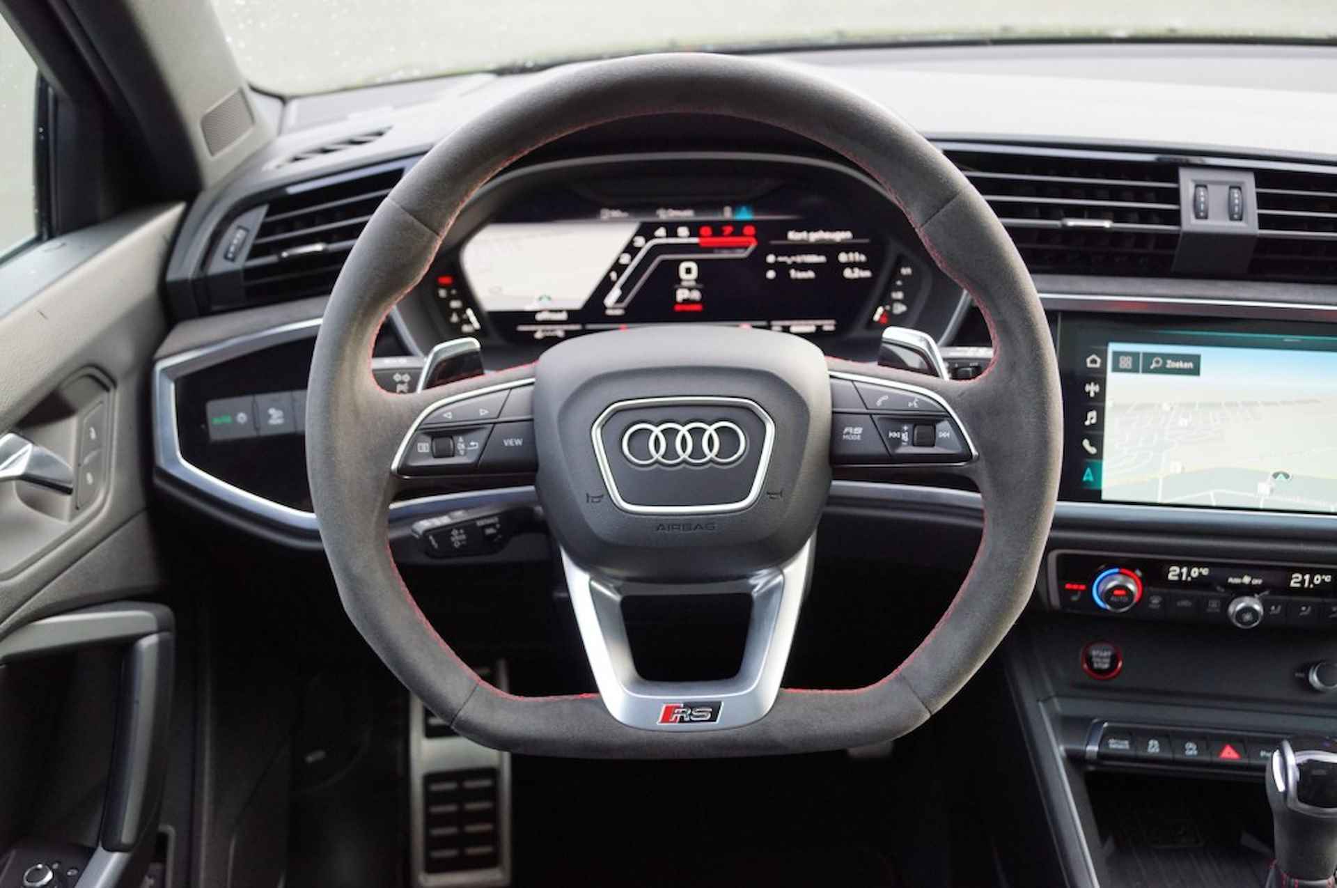 AUDI Q3 RS-Q3 / Panodak /21 Inch LM /360 gr Camera /Trekhaak wegklb/B&amp;O - 24/65