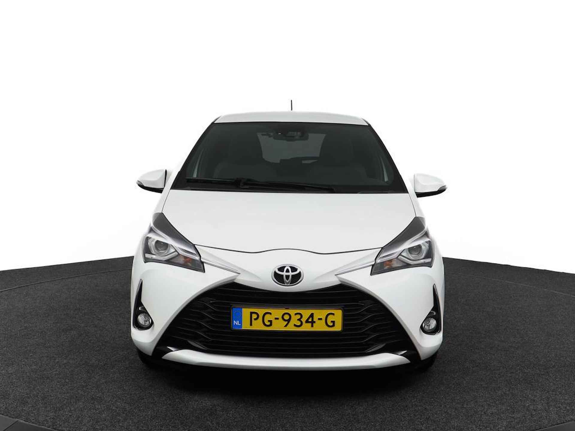 Toyota Yaris 1.5 VVT-i Executive | Navigatie | Trekhaak | Cruise-Control | - 16/49