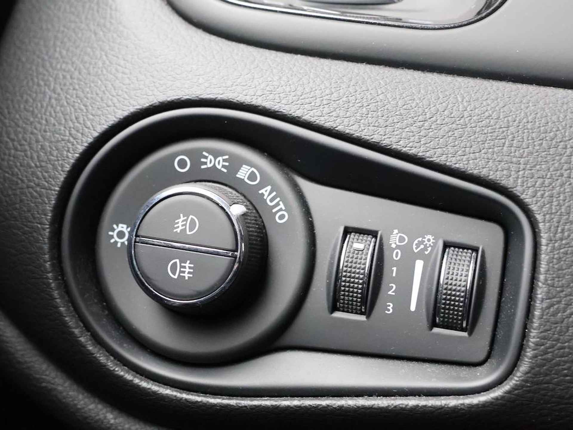 Jeep Renegade 4xe 240 Plug-in Hybrid Electric S | Navigatie | Cruise Control Adaptief | Automaat | - 27/32