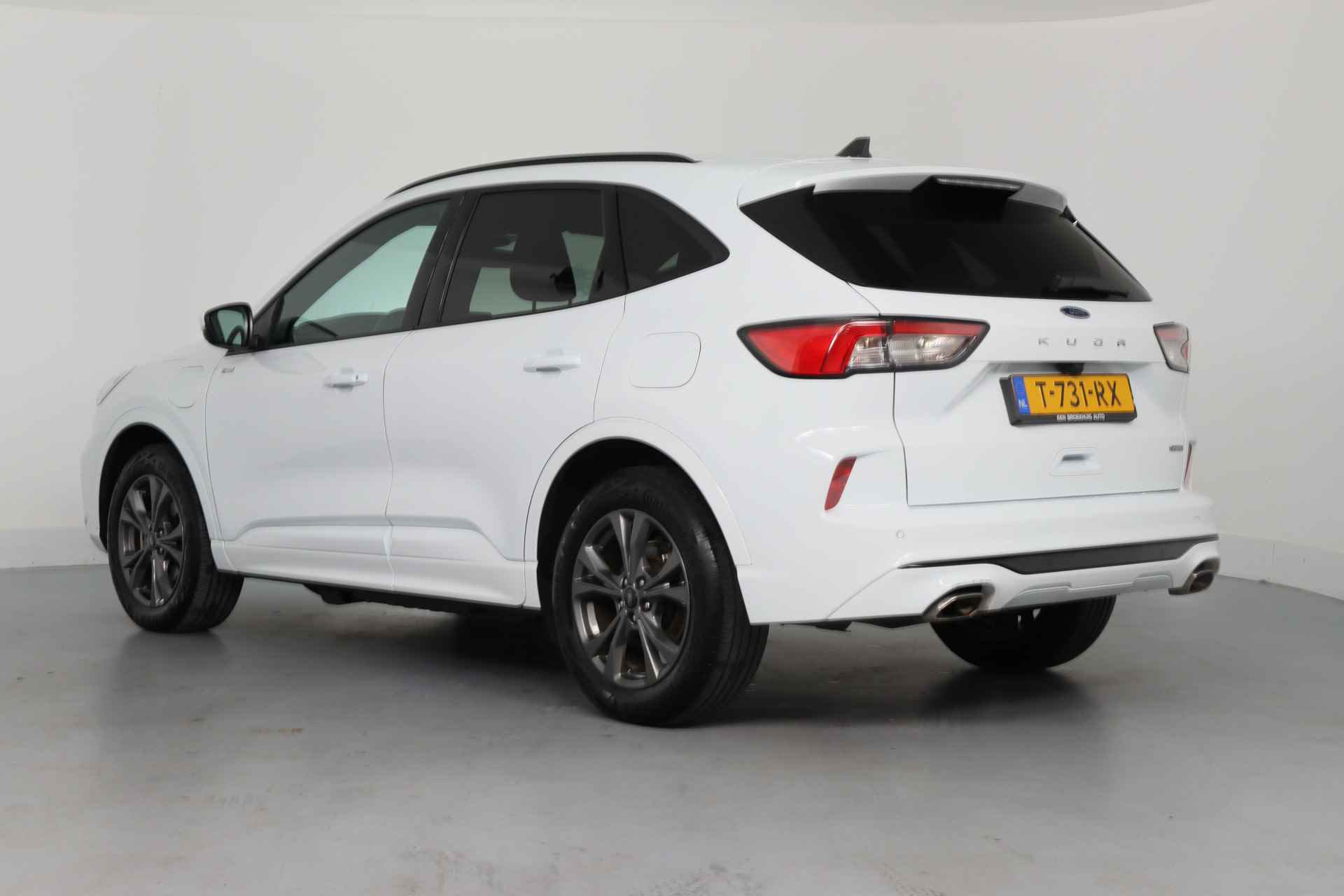 Ford Kuga 2.5 PHEV ST-Line | Navigatie | Camera | Keyless | Climate Control | Parkeersensoren V+A | Lichtmetalen Velgen | 1500 KG Trekverm - 22/35