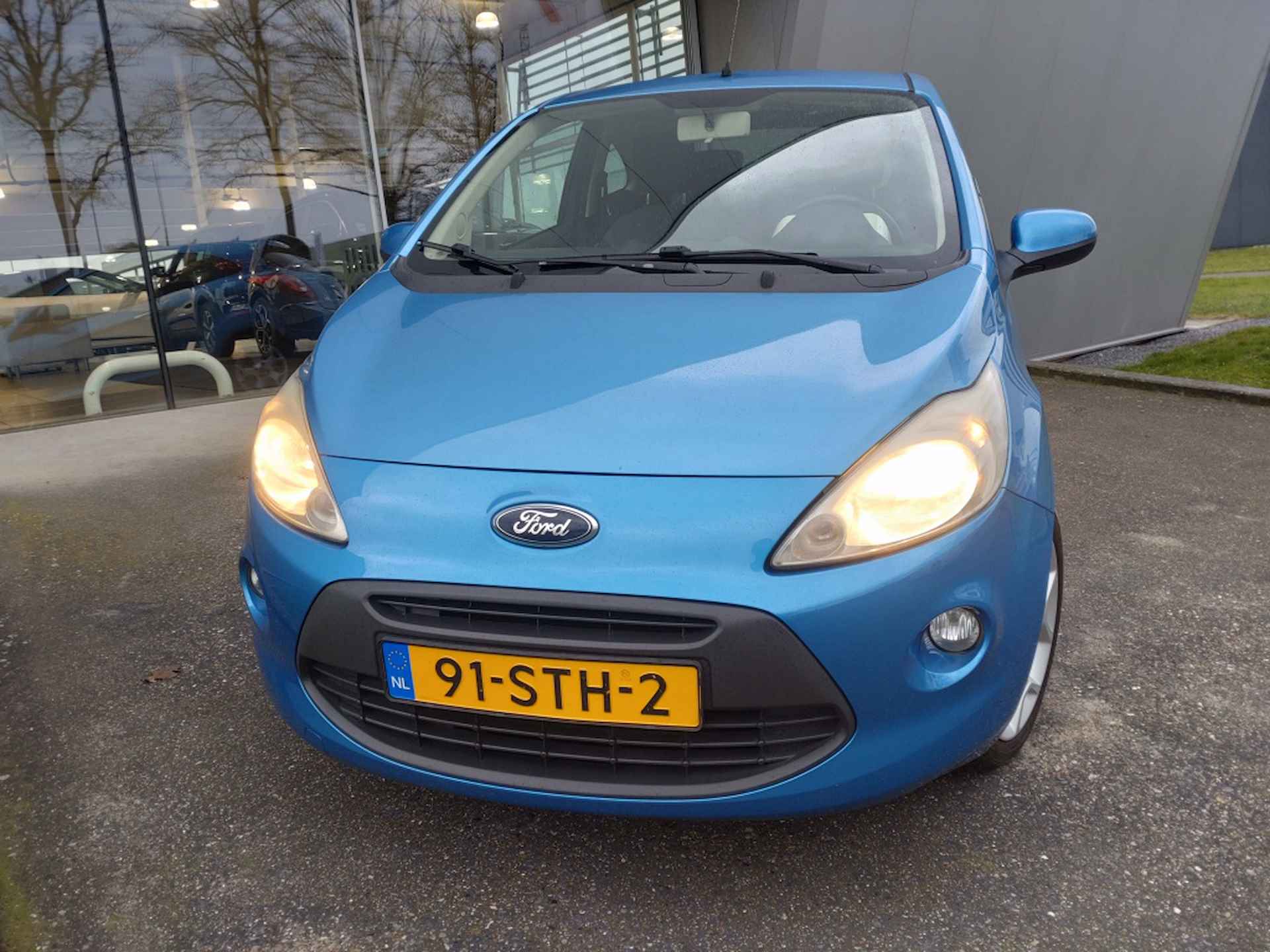 Ford Ka 1.2 Titanium X - 2/15