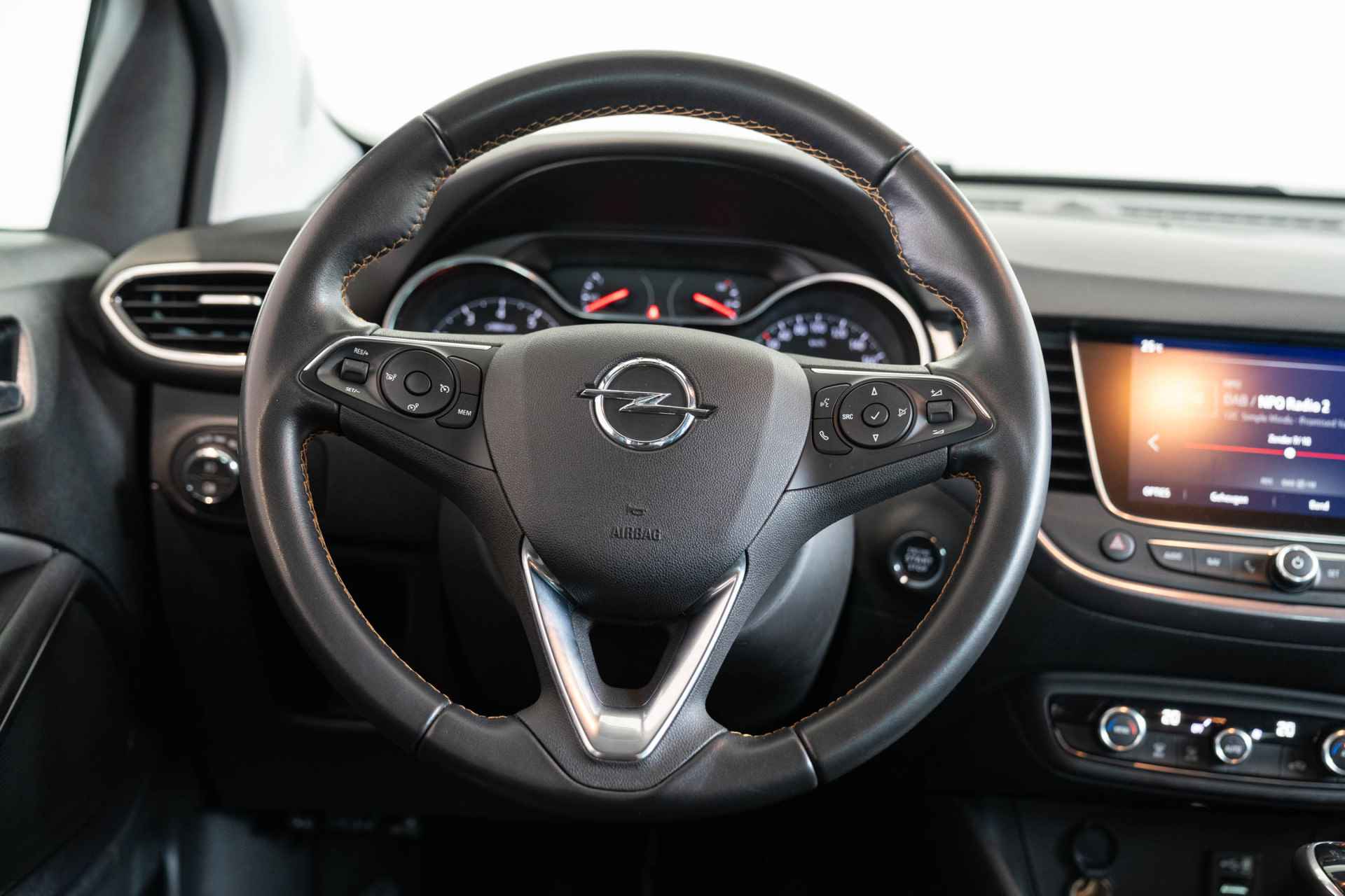 Opel Crossland X 1.2 Turbo 120 Jaar Edition | Trekhaak Afneembaar | AGR Comfortstoelen | Navigatie | Parkeersensoren | Climate Controle | - 36/36