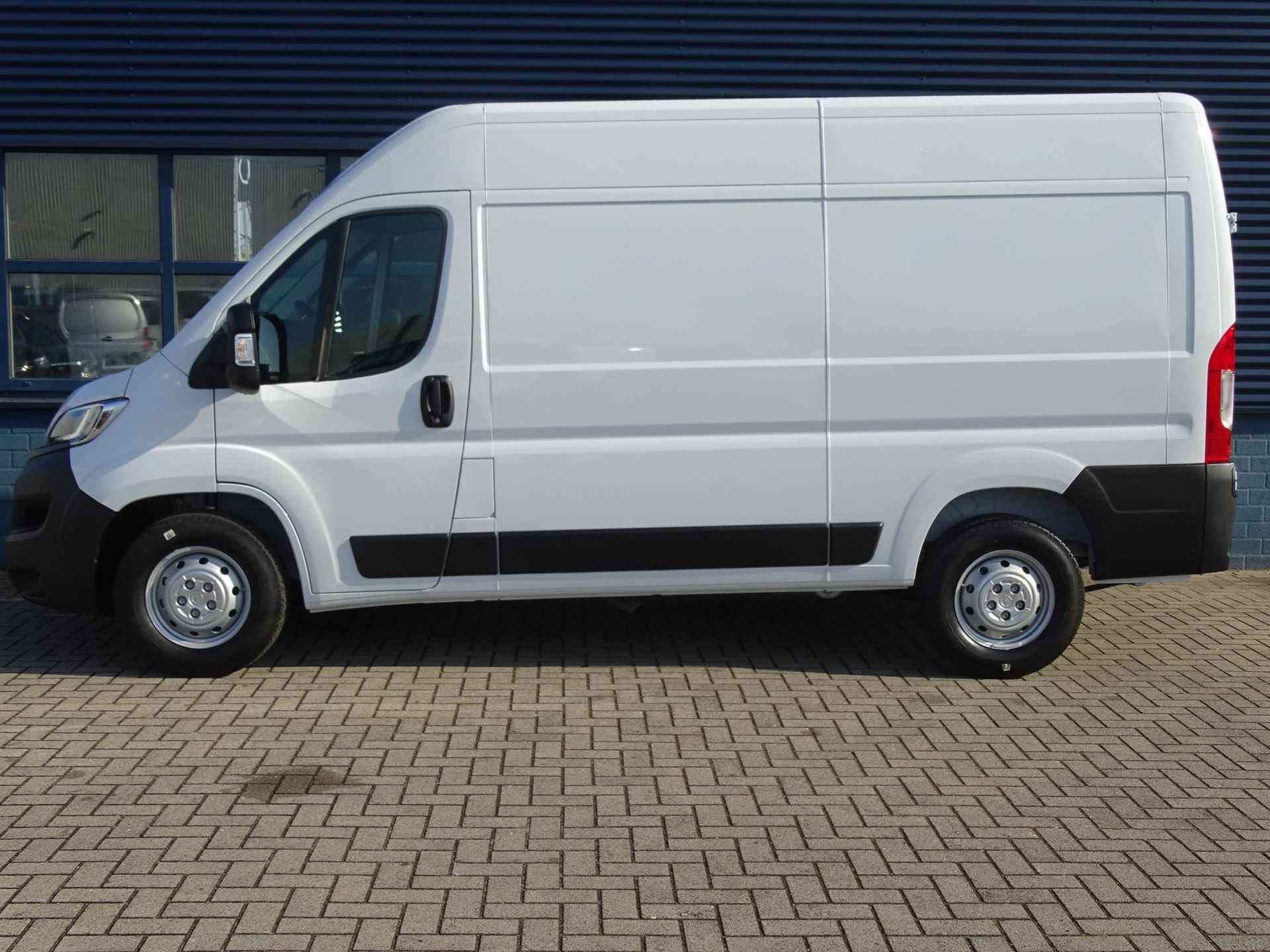 Opel Movano Electric L2H2 3.5T Edition 37 kWh | UIT VOORRAAD LEVERBAAR! - 2/25