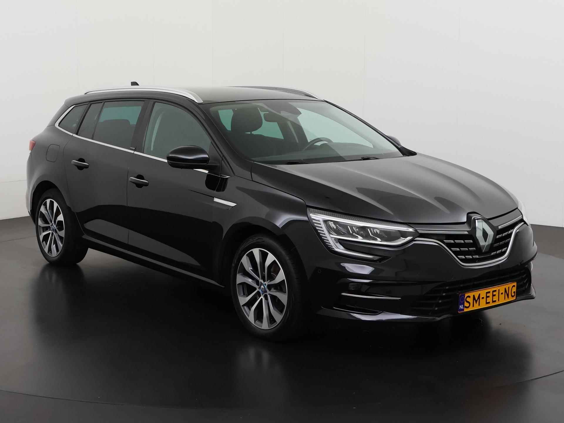 Renault Mégane Estate 1.6 E-Tech Plug-In Hybrid 160 Intens | Head Up | Stoel & Stuurverwarming | Zondag Open! - 30/40