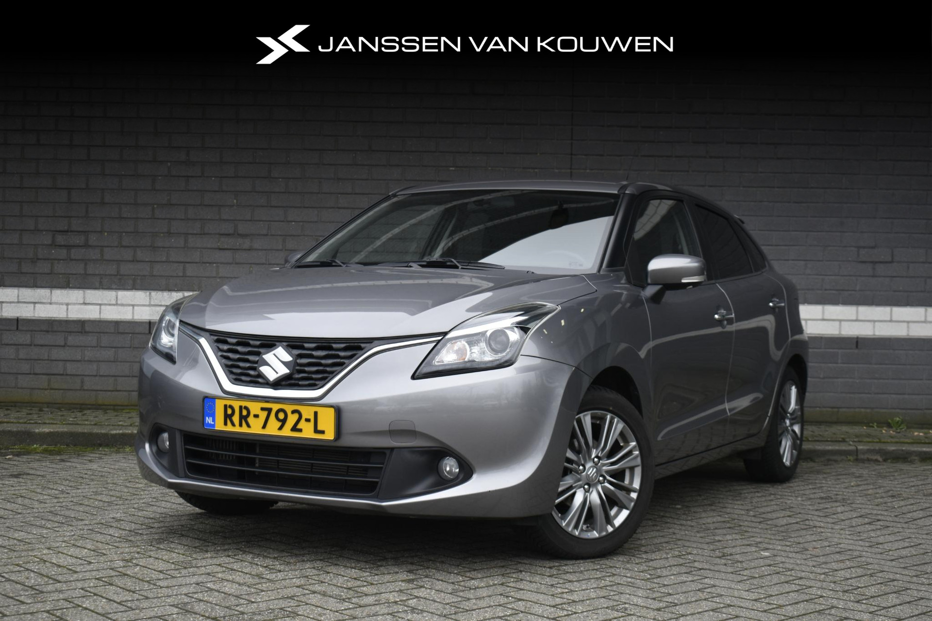 Suzuki Baleno 1.0 Boosterjet High Executive / Keyless / Camera / Navi / Stoelverwarming / Trekhaak