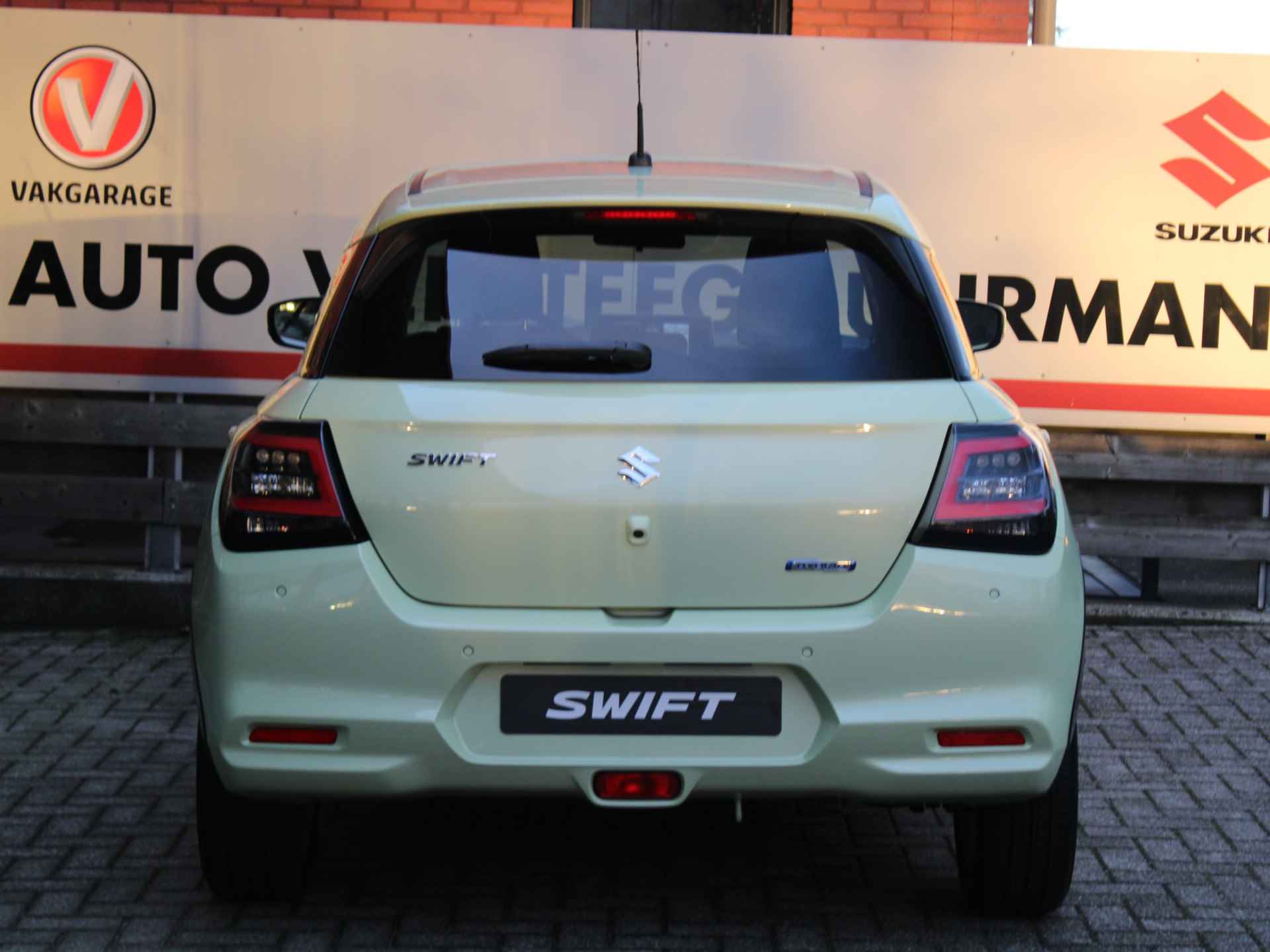 Suzuki Swift 1.2 Style Smart Hybrid GT Pakket Lichtmetalen velgen, Camera, 6 jaar garantie! - 9/15