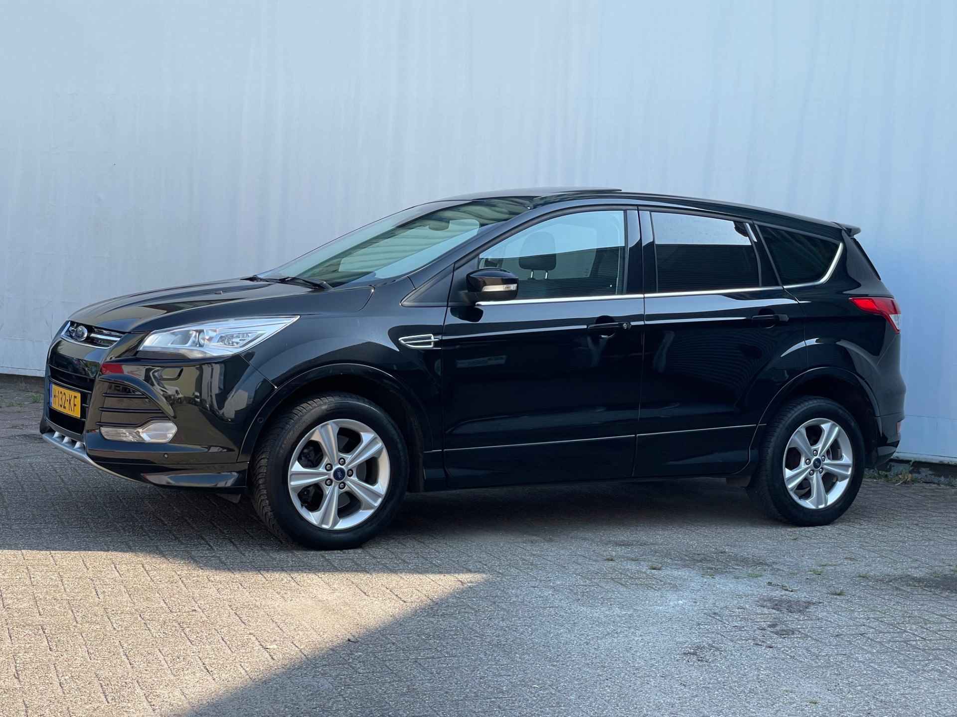 Ford Kuga 1.5 Titanium Plus 4WD Pano/leer/nav - 3/28