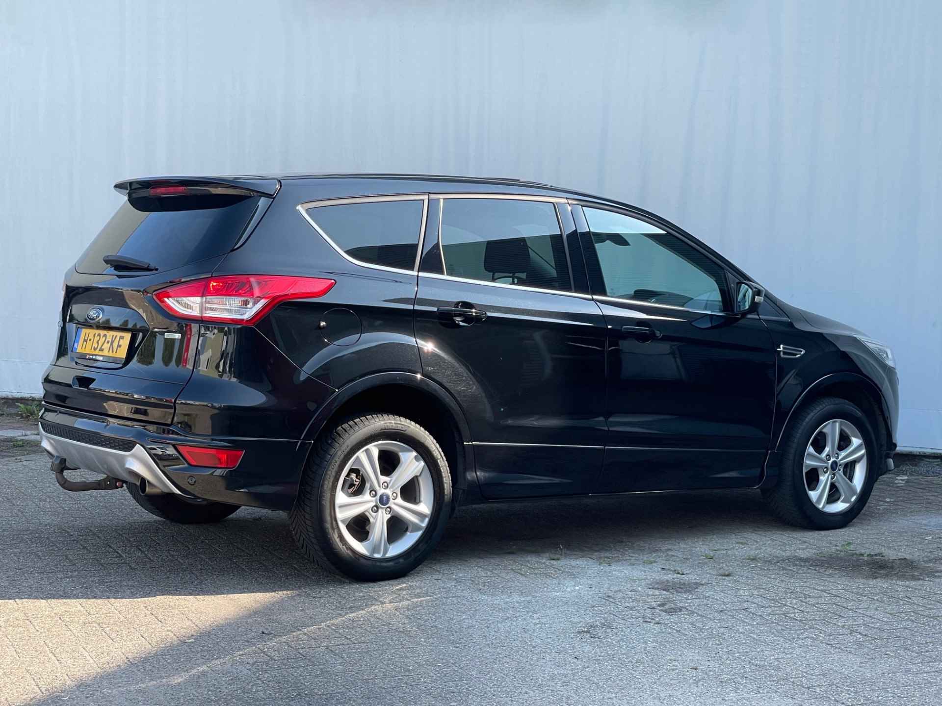 Ford Kuga 1.5 Titanium Plus 4WD Pano/leer/nav - 5/28