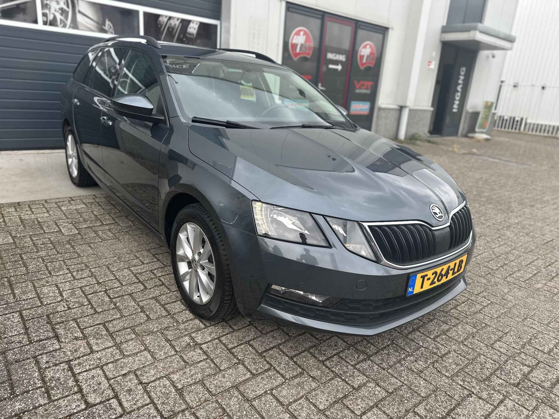 Skoda Octavia Combi 1.6 TDI Ambition Business|navi|stoelverwarming|dsg - 5/19