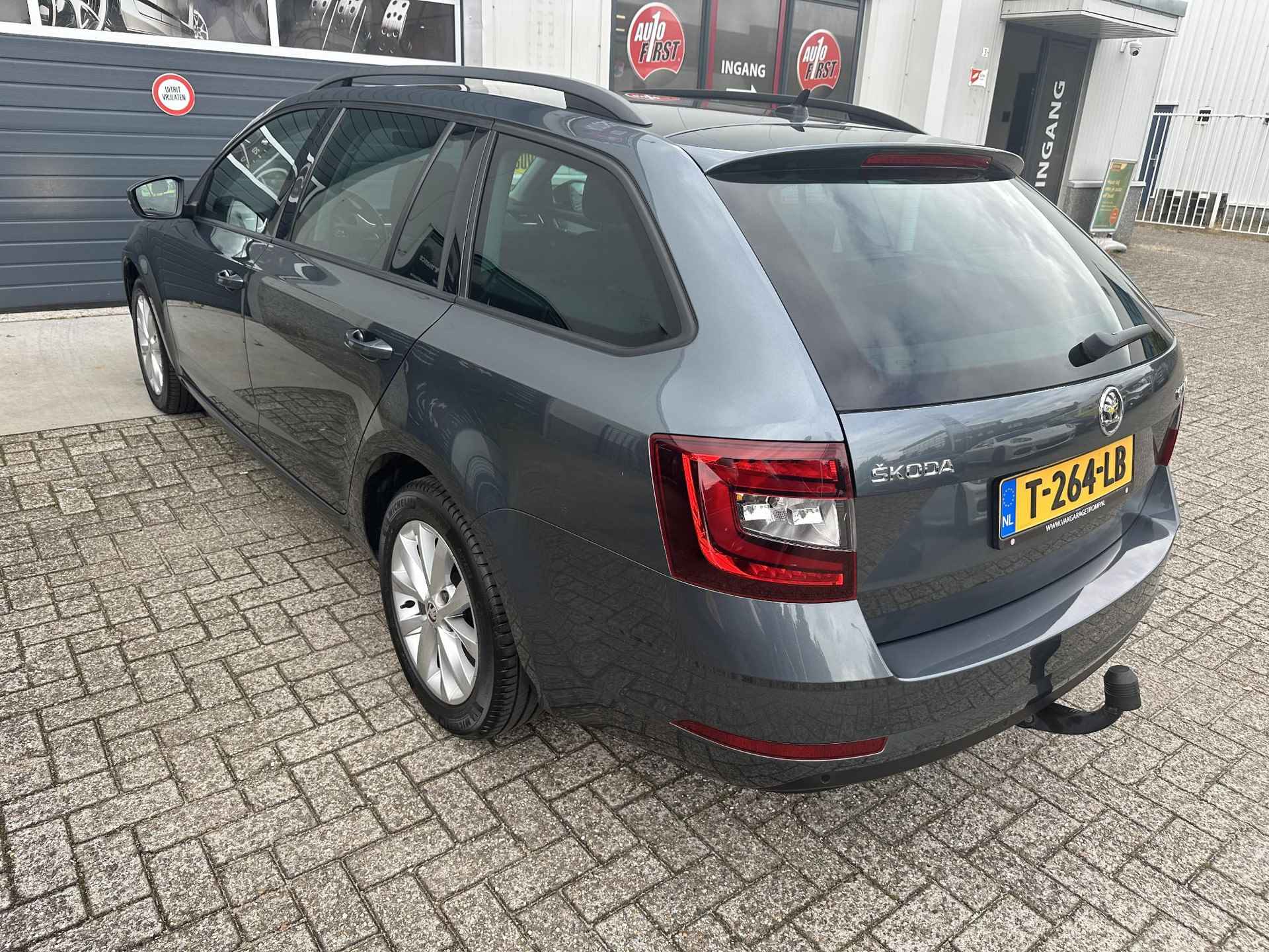 Skoda Octavia Combi 1.6 TDI Ambition Business|navi|stoelverwarming|dsg - 11/19