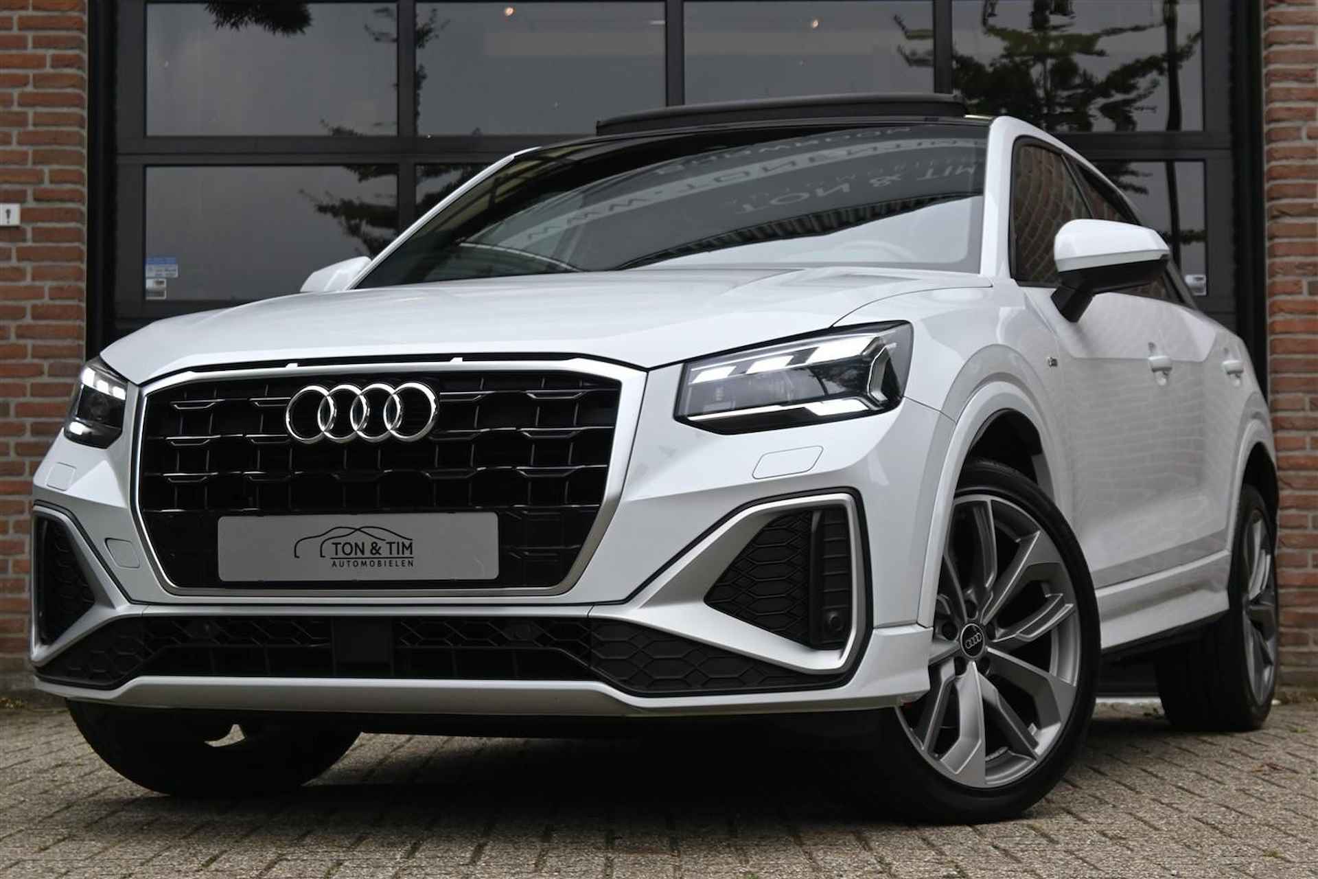 Audi Q2 35 TFSI 3x S-Line Pano Virtual MatrixLED A.Cam '21 - 1/39