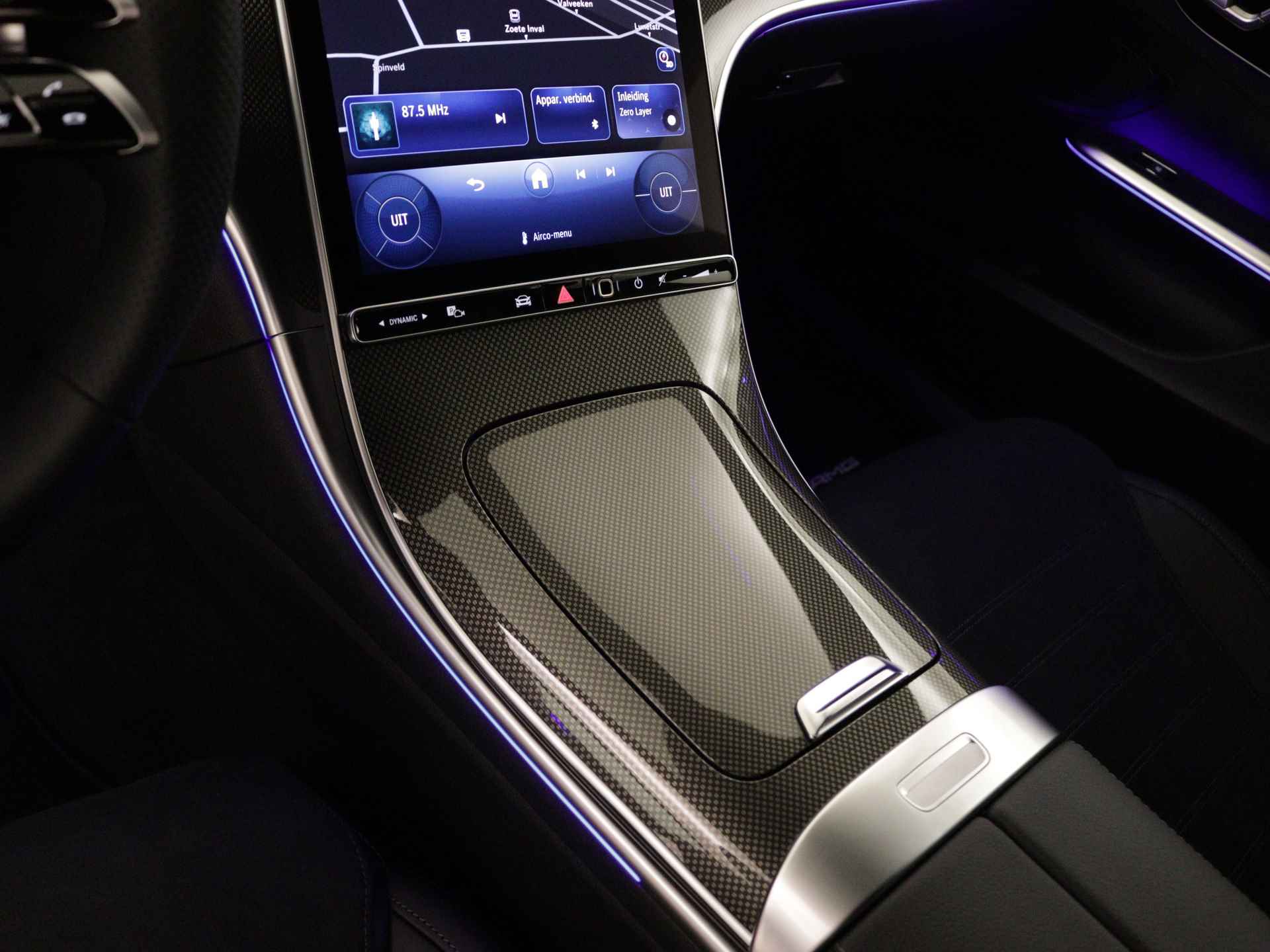 Mercedes-Benz C-Klasse Estate 200 AMG Line | Nightpakket | DIGITAL LIGHT | KEYLESS GO-comfortpakket | Verwarmde stoelen vooraan | Antidiefstalpakket GUARD 360° Plus | USB-pakket plus | Parkeerpakket met 360°-camera | - 26/35