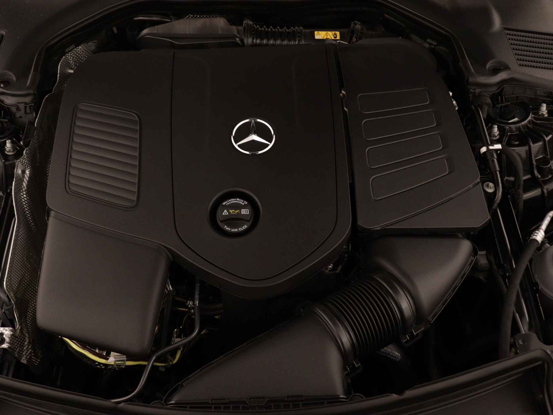 Mercedes-Benz C-Klasse Estate 200 AMG Line | Nightpakket | DIGITAL LIGHT | KEYLESS GO-comfortpakket | Verwarmde stoelen vooraan | Antidiefstalpakket GUARD 360° Plus | USB-pakket plus | Parkeerpakket met 360°-camera | - 35/35