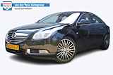 Opel Insignia 1.6 T Cosmo | Airco | Navigatie | Cruise controle | Parkeersensoren V+A | Trekhaak | 19 Inch LMV | Origineel NL auto | NAP |