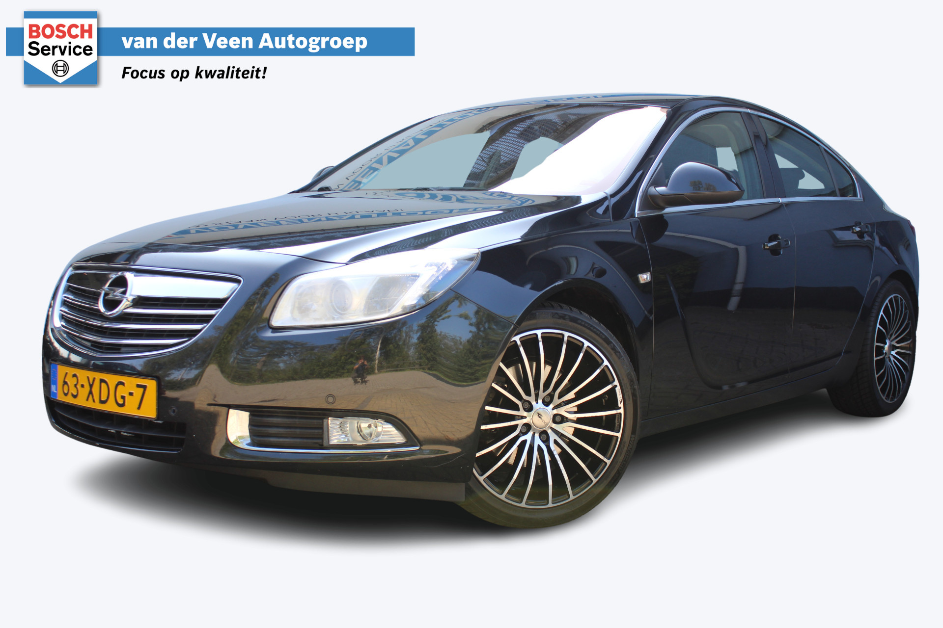 Opel Insignia 1.6 T Cosmo | Airco | Navigatie | Cruise controle | Parkeersensoren V+A | Trekhaak | 19 Inch LMV | Origineel NL auto | NAP |