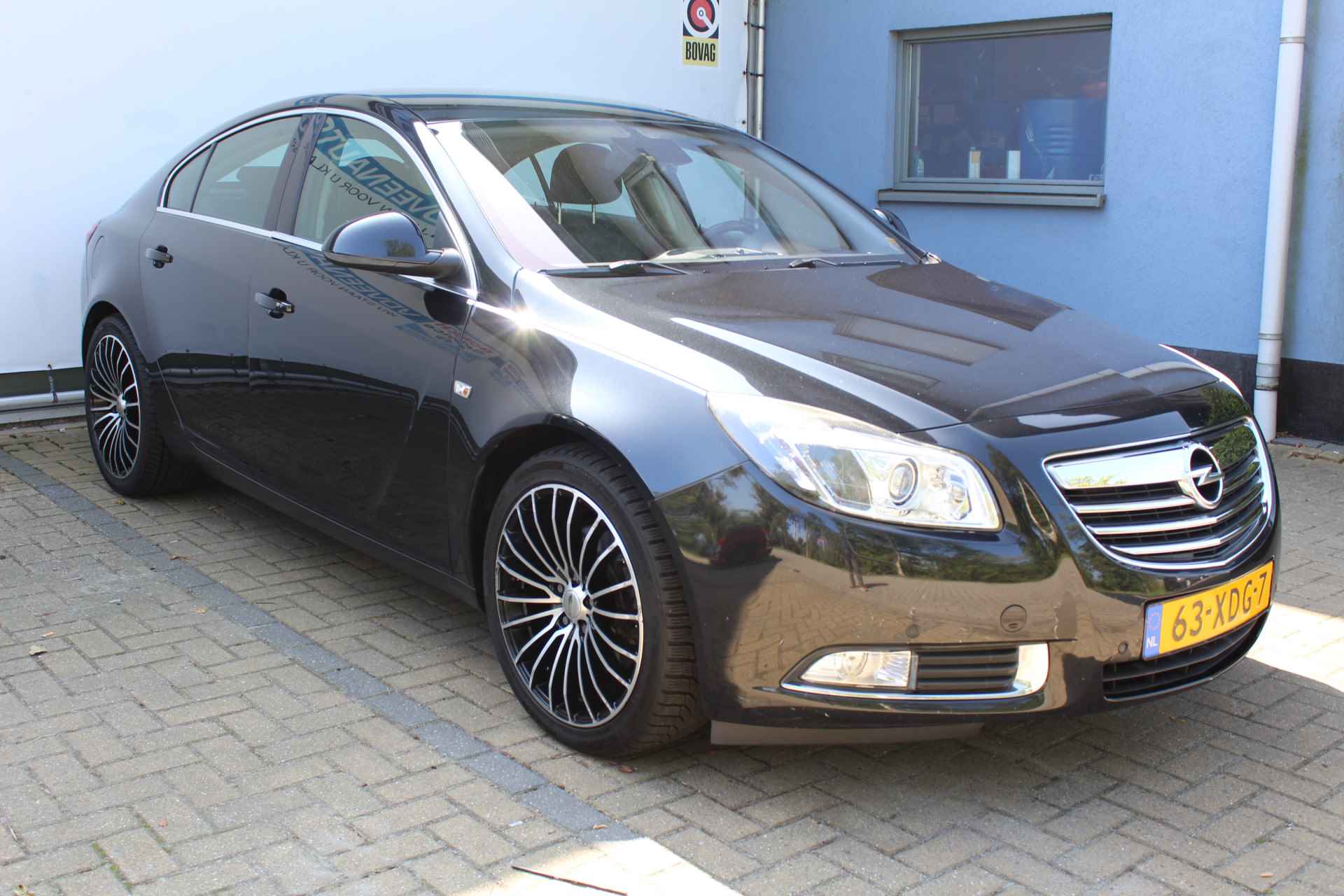 Opel Insignia 1.6 T Cosmo | Airco | Navigatie | Cruise controle | Parkeersensoren V+A | Trekhaak | 19 Inch LMV | Origineel NL auto | NAP | - 5/52