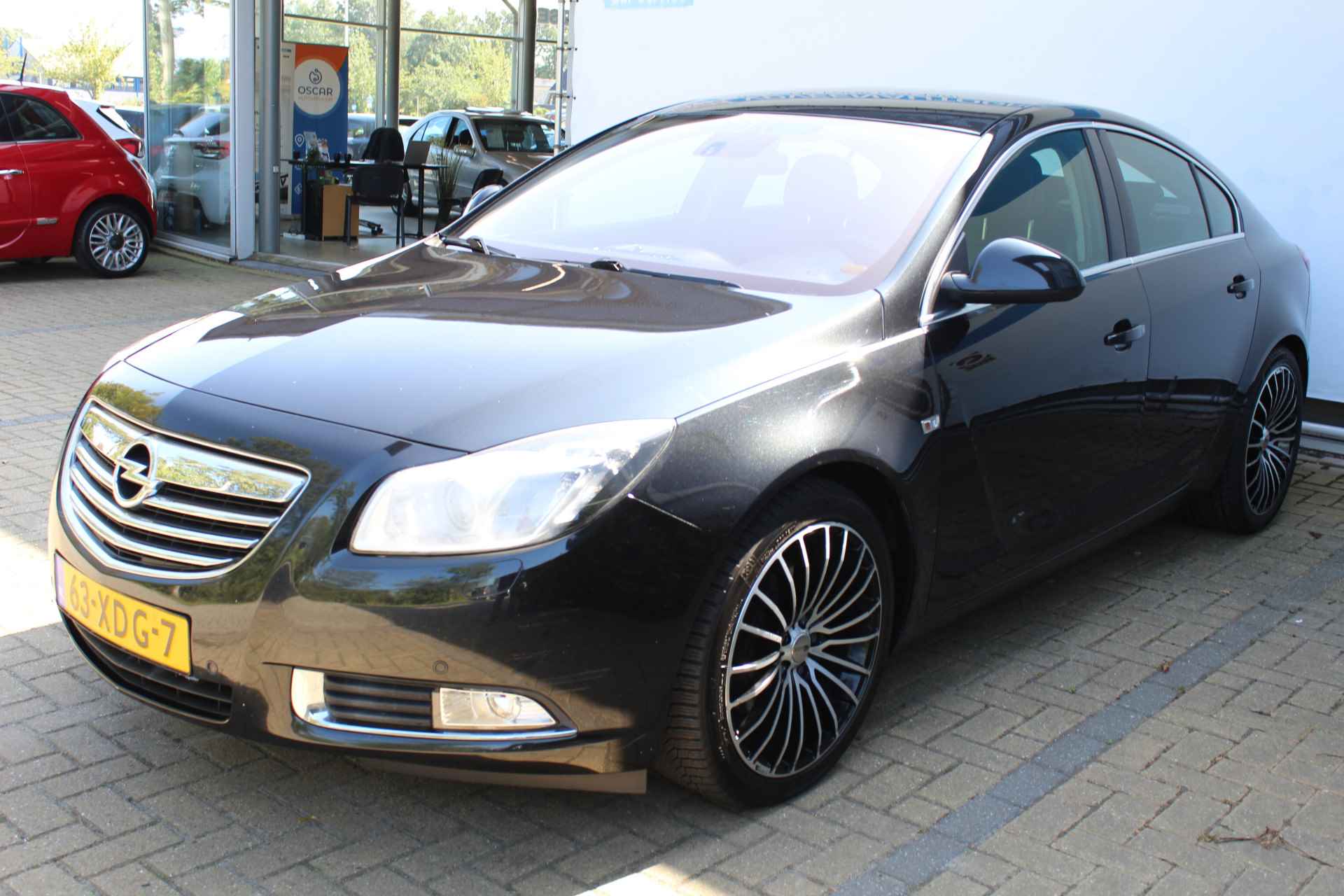 Opel Insignia 1.6 T Cosmo | Airco | Navigatie | Cruise controle | Parkeersensoren V+A | Trekhaak | 19 Inch LMV | Origineel NL auto | NAP | - 7/52