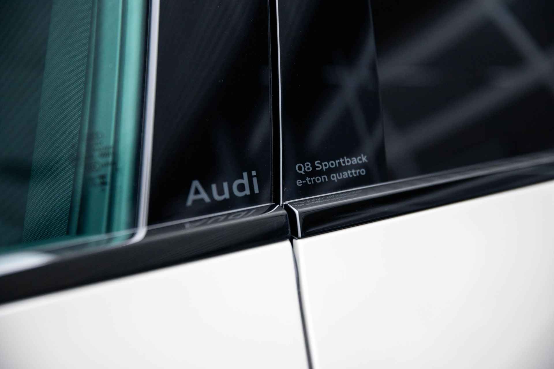 Audi Q8 Sportback e-tron 55 quattro 408 1AT S edition - 27/74