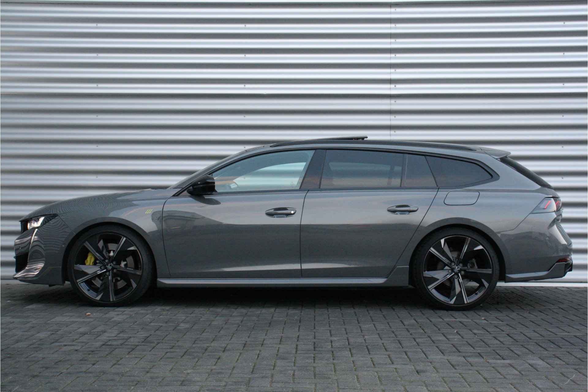 Peugeot 508 SW PSE 1.6 HYBRID 360PK PEUGEOT SPORT ENGINEERED AUTOMAAT / NAVI / LEDER / CLIMA / PDC / 20" LMV / CAMERA / KEYLESS / I-COCKPIT - 2/52