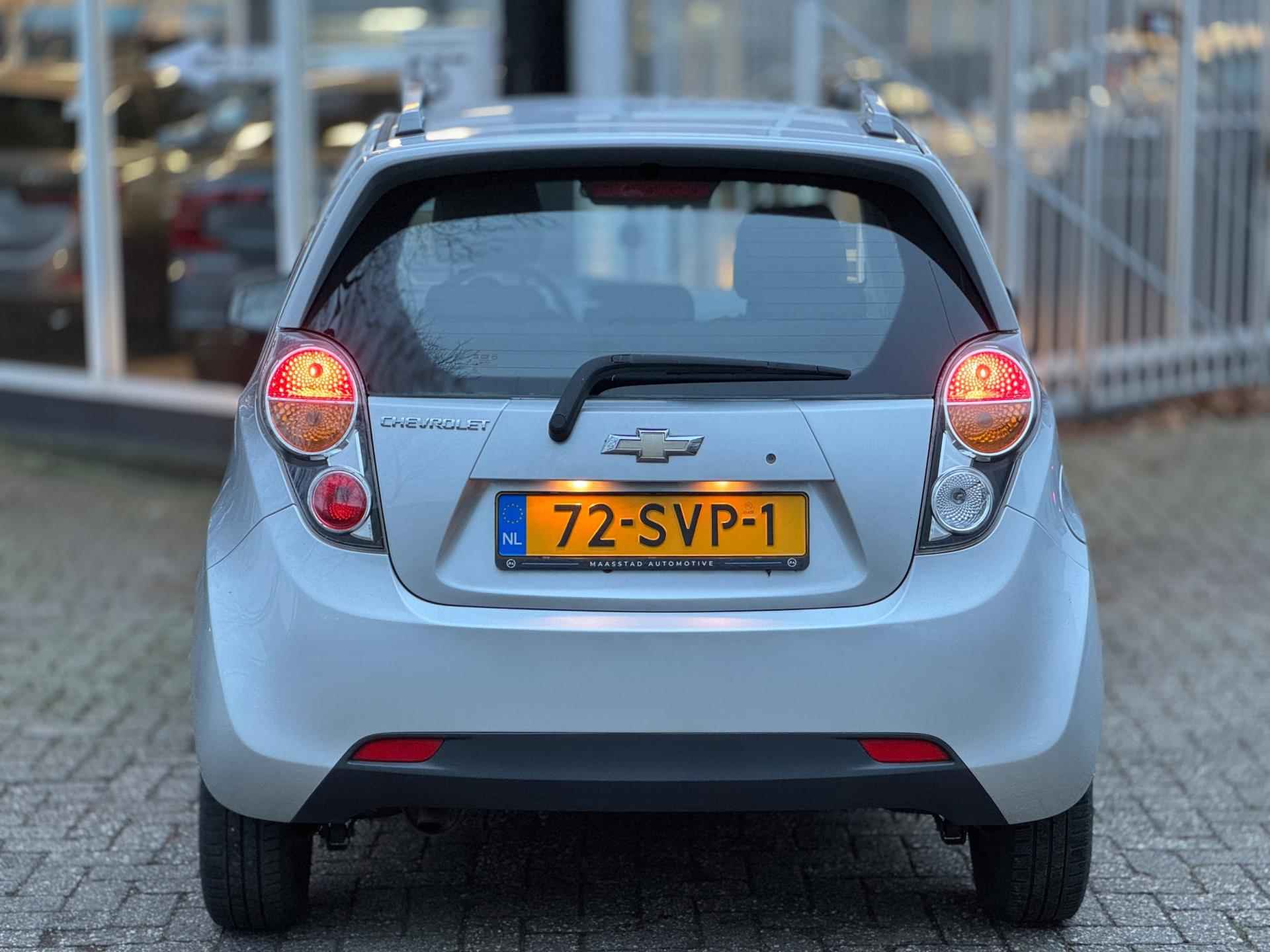 Chevrolet Spark 1.0 16V LS Bi-Fuel|Nieuwe APK|Boekjes|4x elektrische ramen|LPG en benzine|Nette auto - 4/39