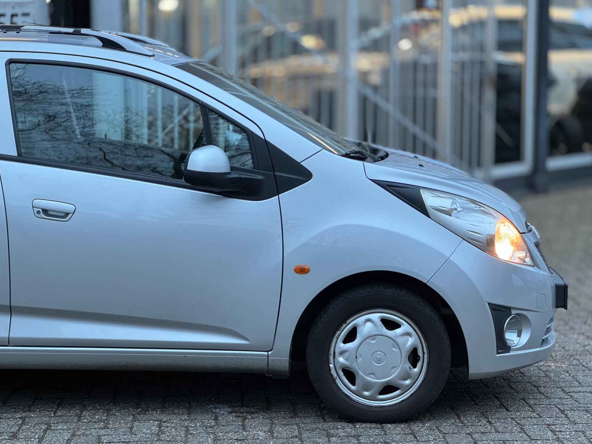 Chevrolet Spark 1.0 16V LS Bi-Fuel|Nieuwe APK|Boekjes|4x elektrische ramen|LPG en benzine|Nette auto - 34/39