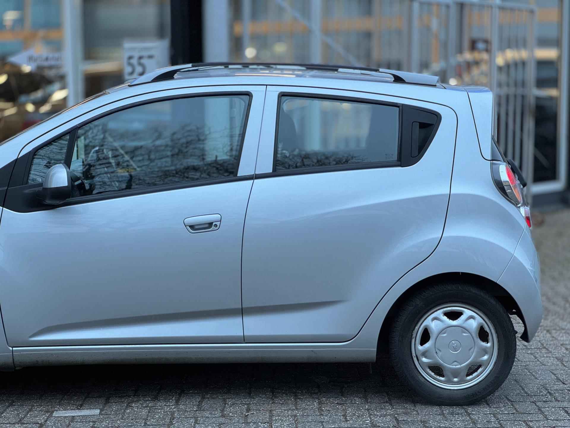 Chevrolet Spark 1.0 16V LS Bi-Fuel|Nieuwe APK|Boekjes|4x elektrische ramen|LPG en benzine|Nette auto - 37/39