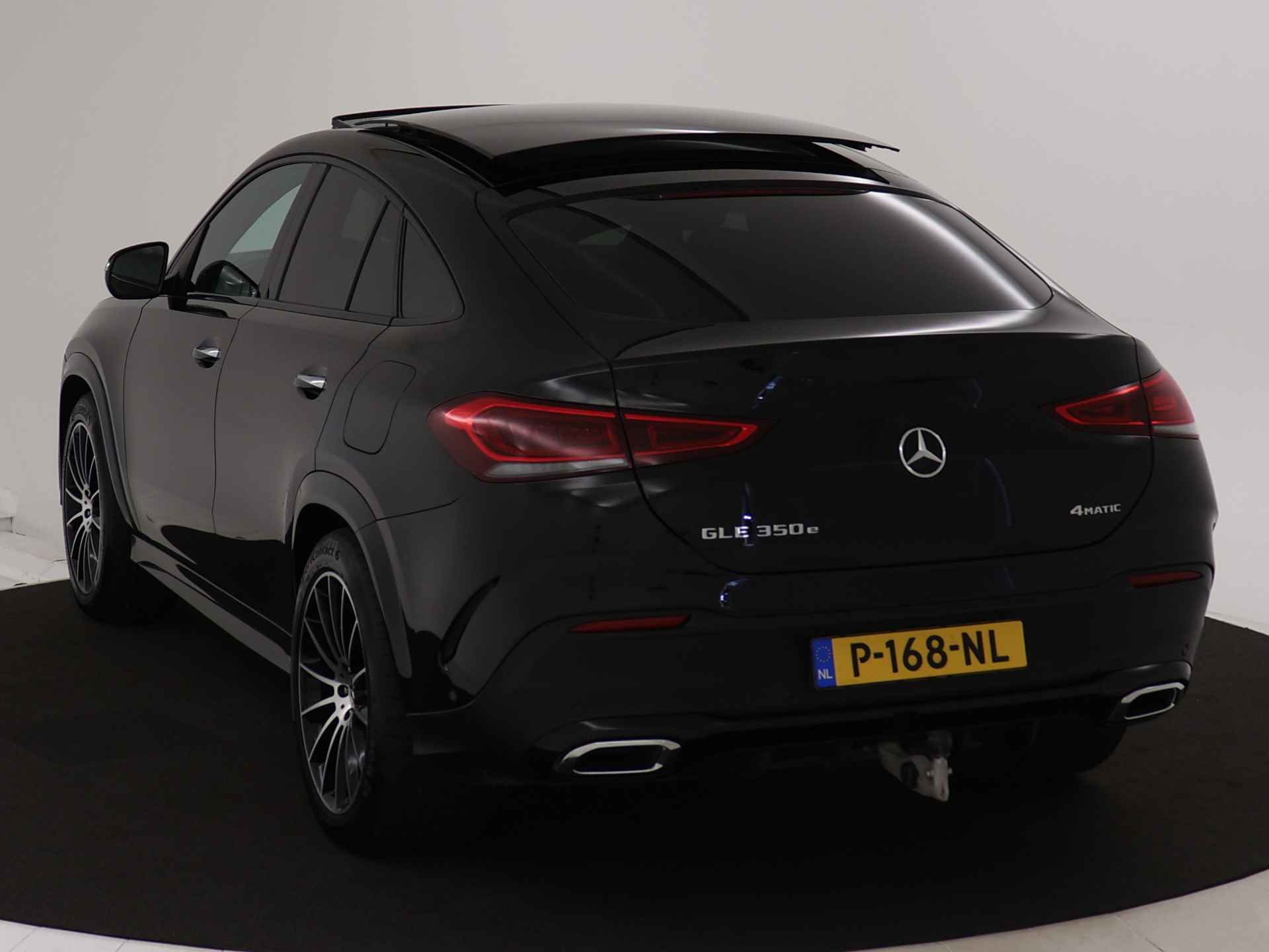 Mercedes-Benz GLE Coupé 350 e 4MATIC Premium | Panoramadak | Burmester | Memory Stoelen | Distronic | Trekhaak | Navigatie | 360 Camera | Dodehoek Ass. | Multibeam LED | | Inclusief 24 maanden MB Certified garantie voor Europa. - 17/46