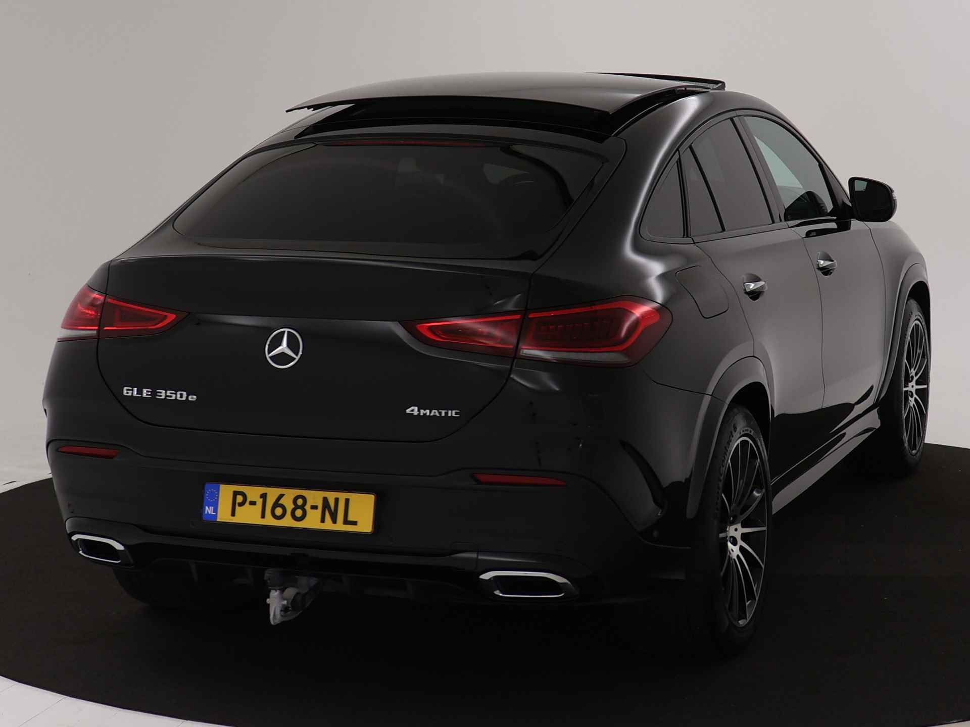 Mercedes-Benz GLE Coupé 350 e 4MATIC Premium | Panoramadak | Burmester | Memory Stoelen | Distronic | Trekhaak | Navigatie | 360 Camera | Dodehoek Ass. | Multibeam LED | | Inclusief 24 maanden MB Certified garantie voor Europa. - 18/46