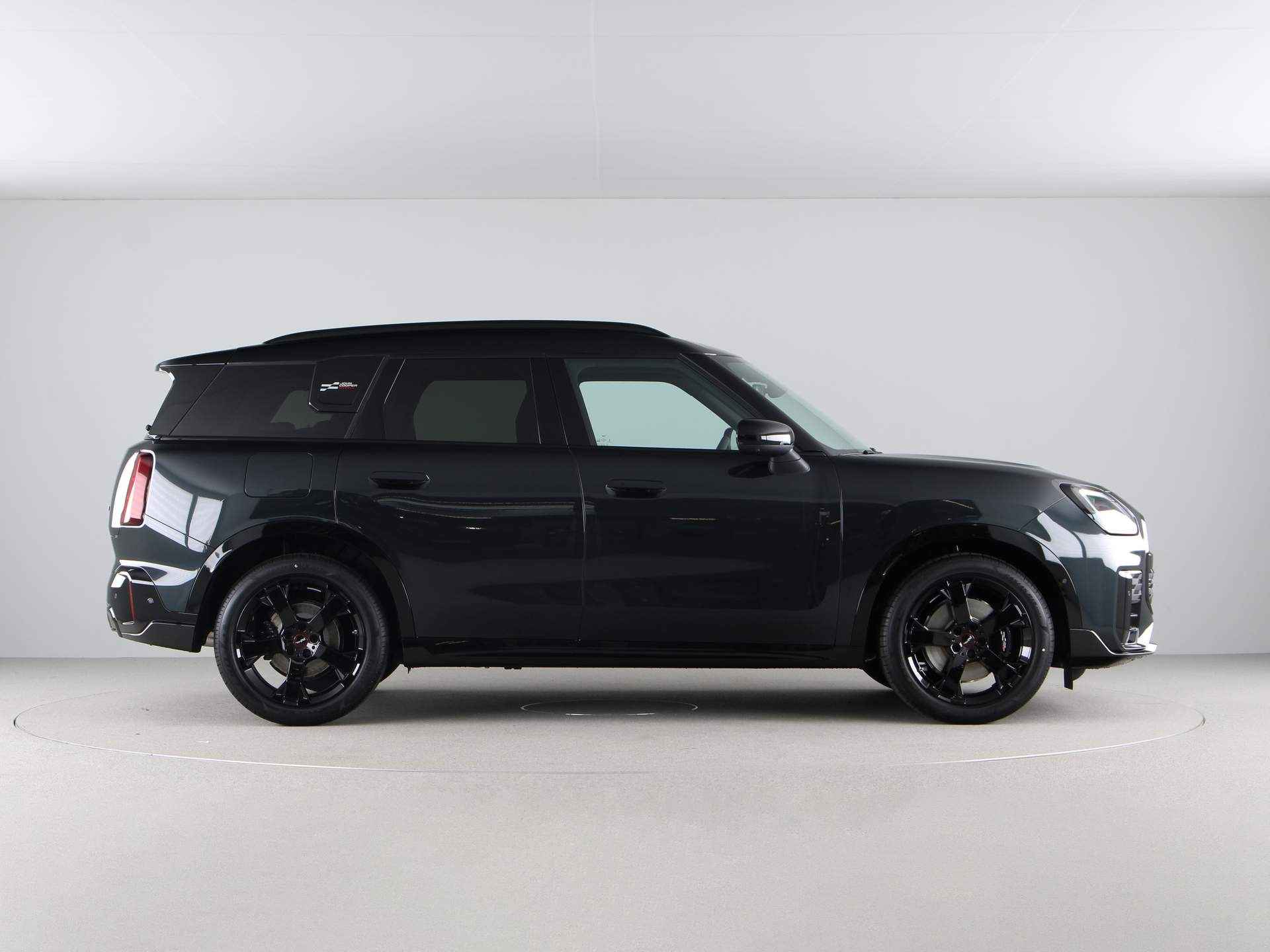 MINI Countryman C John Cooper Works Pakket L OPERATIONAL LEASE EUR 821,- excl. BTW (60 mnd/10.000 km) - 5/25