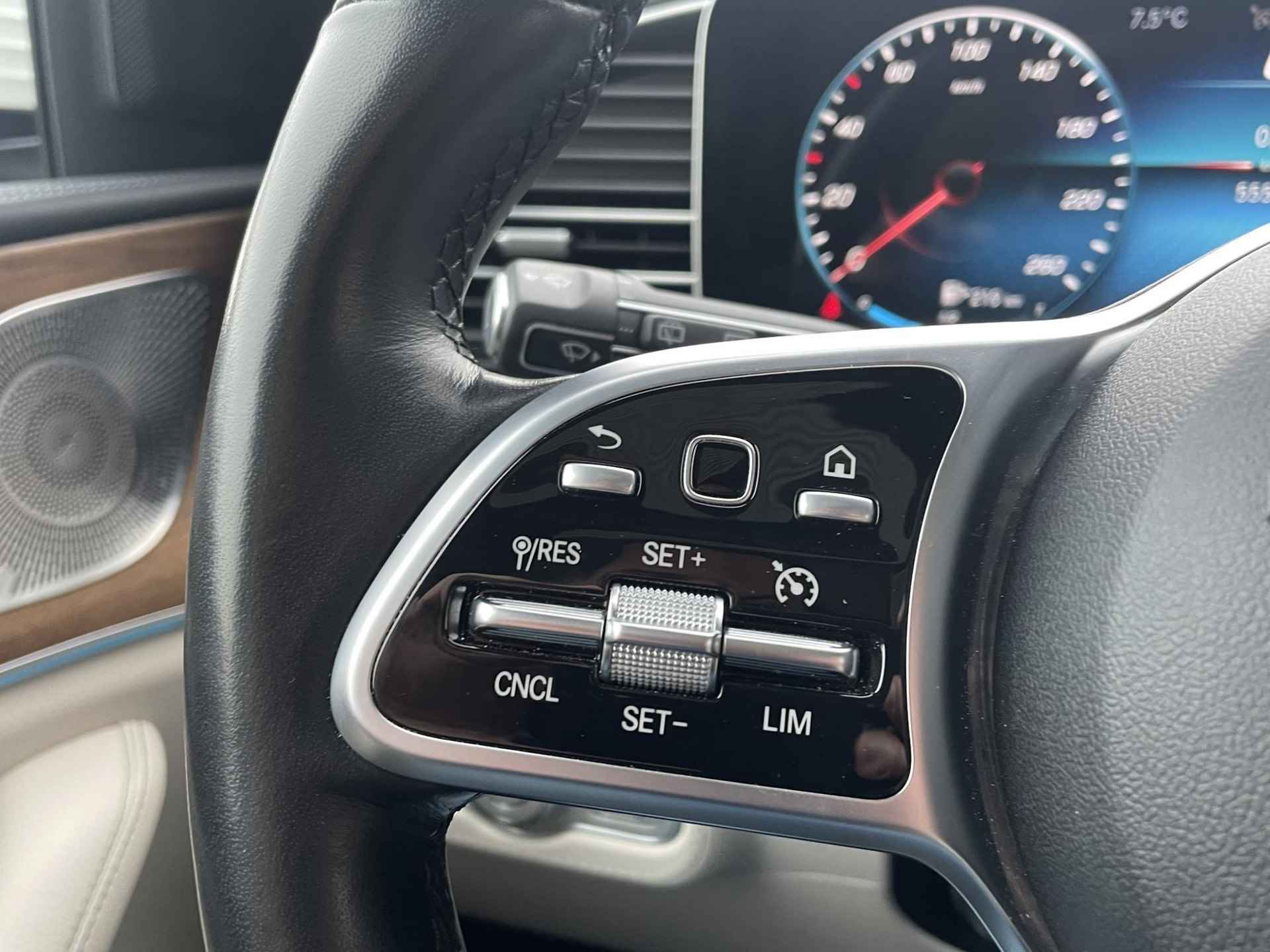 Mercedes-Benz GLE-klasse 350 e 4MATIC | Airmatic | Panoramadak | Burmester Sound | Trekhaak | Memorypakket - 28/42