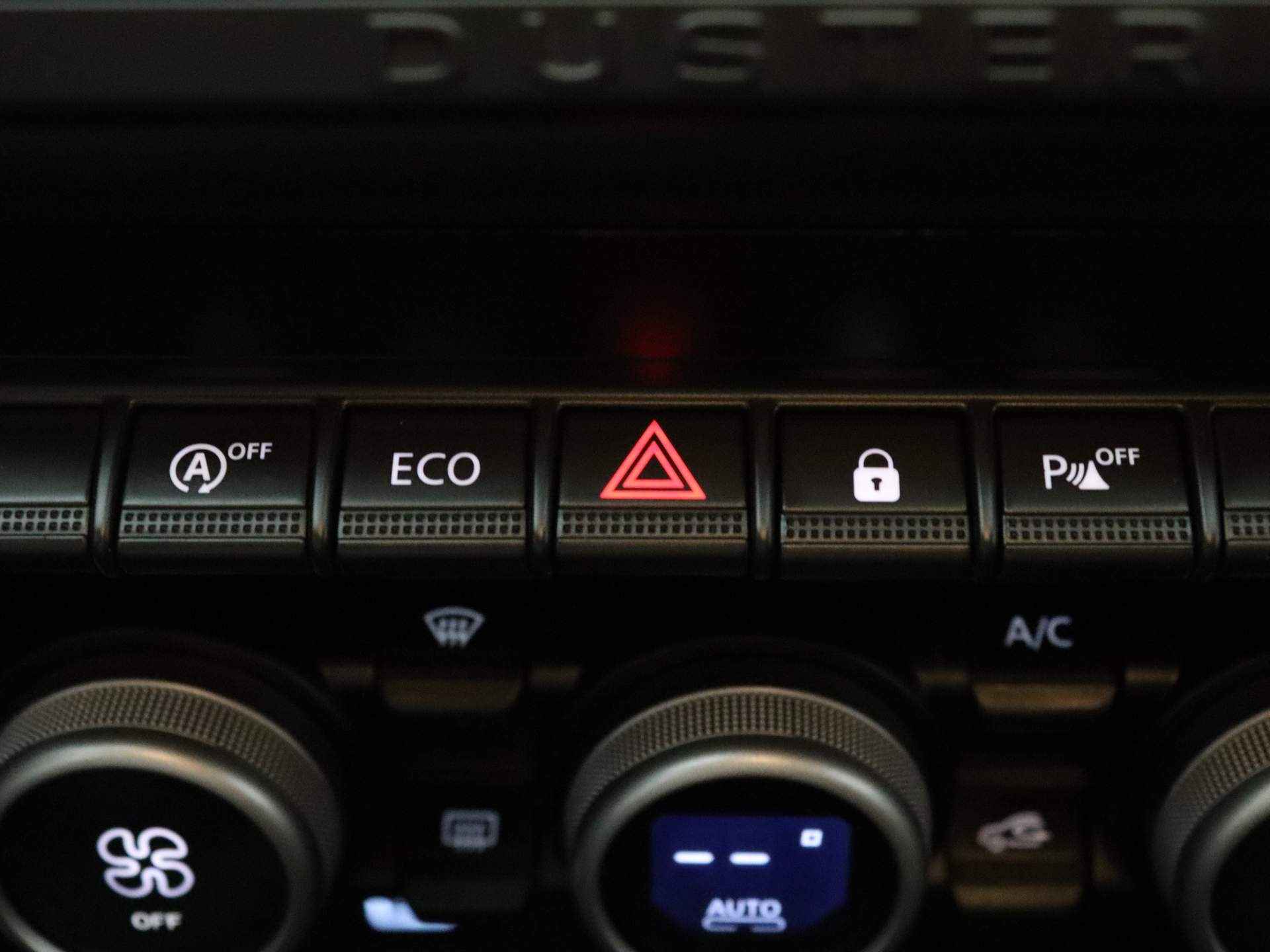Dacia Duster TCe 150pk Journey EDC/Automaat ALL-IN PRIJS! Achteruitrij camera | Navig | Climate control - 14/43