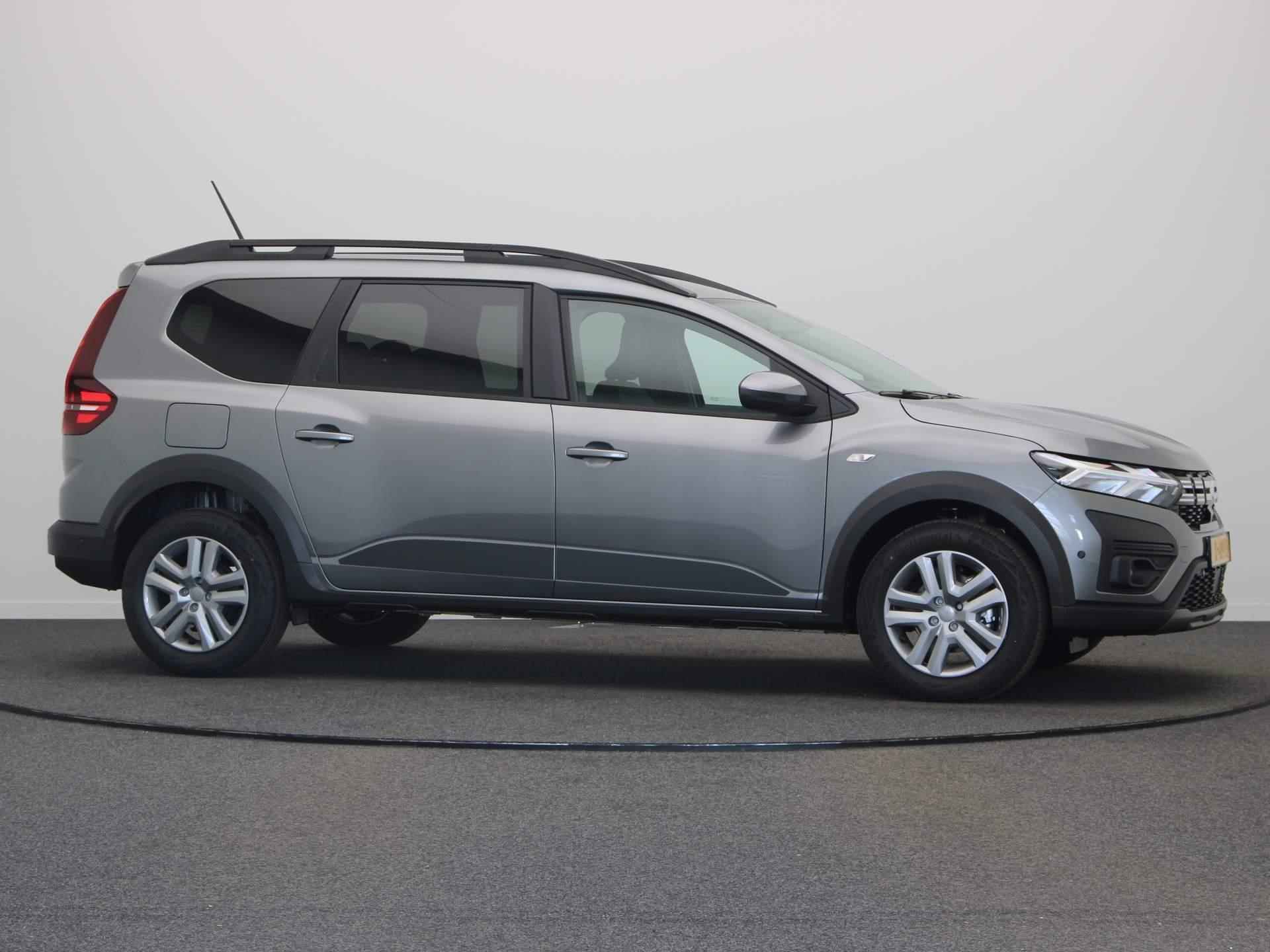 Dacia Jogger TCe 110pk Expression 7p.  Cruise Control, Apple CarPlay, Android auto, elektrische ramen, achteruitrijcamera - 13/40